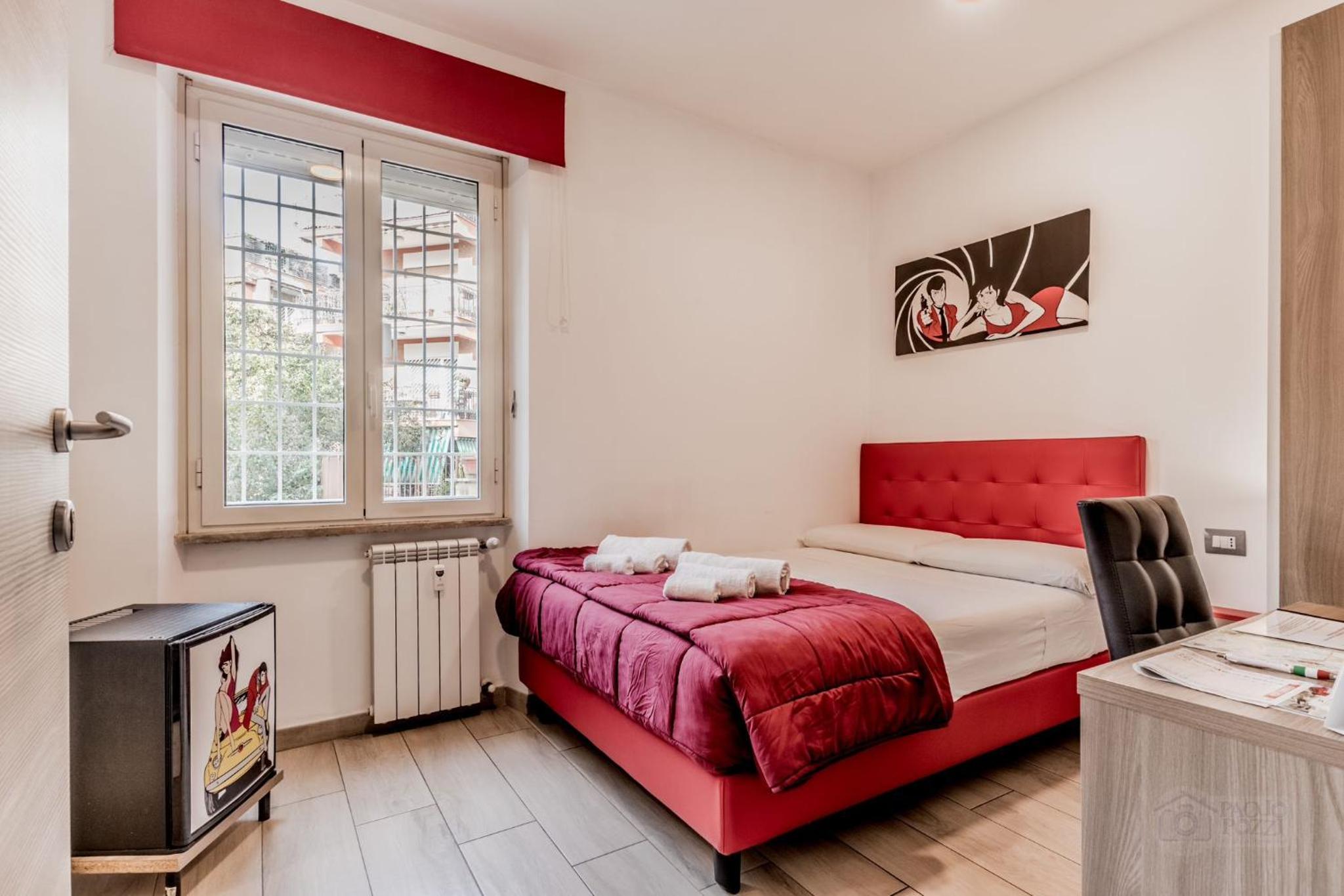 Single Room with Private Bathroom photo 1