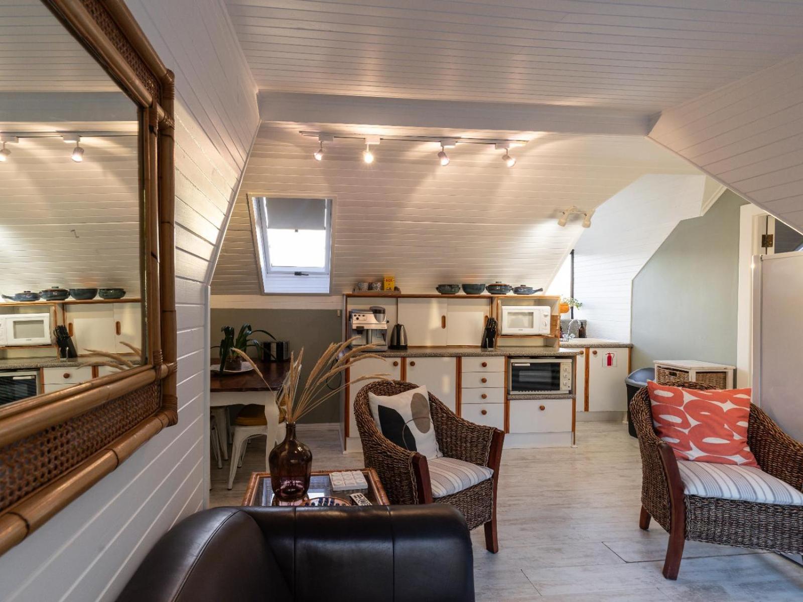 Suite with Mountain View - Photo 11
