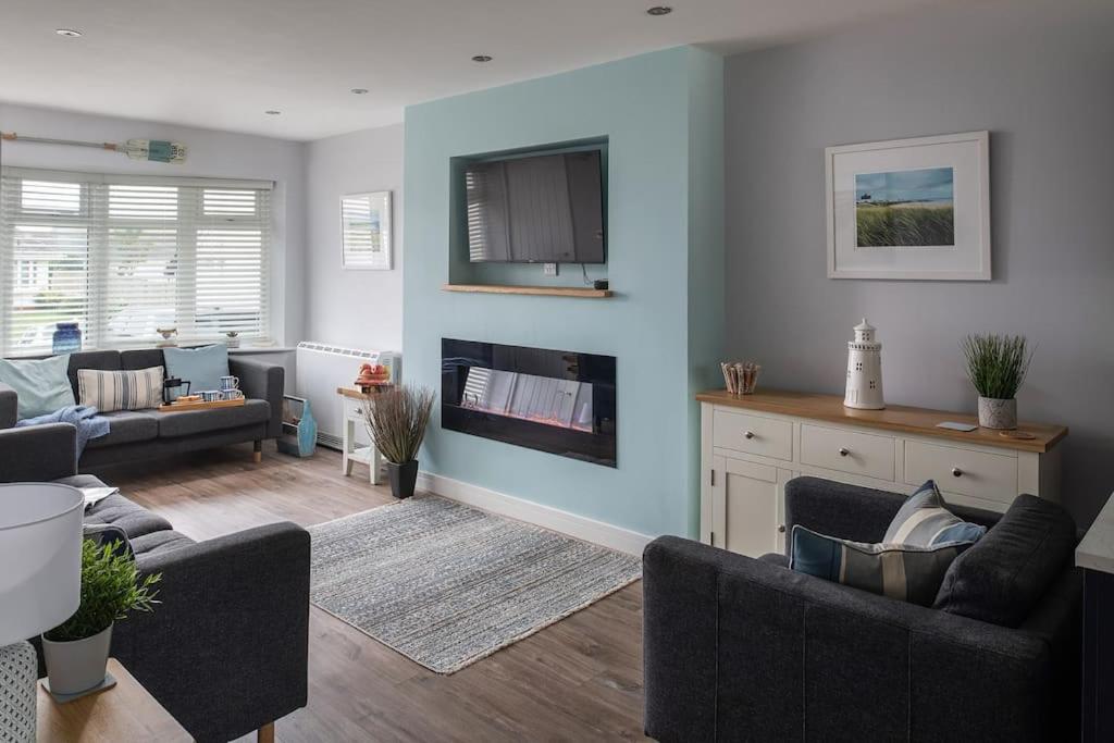 Two-Bedroom House photo 1