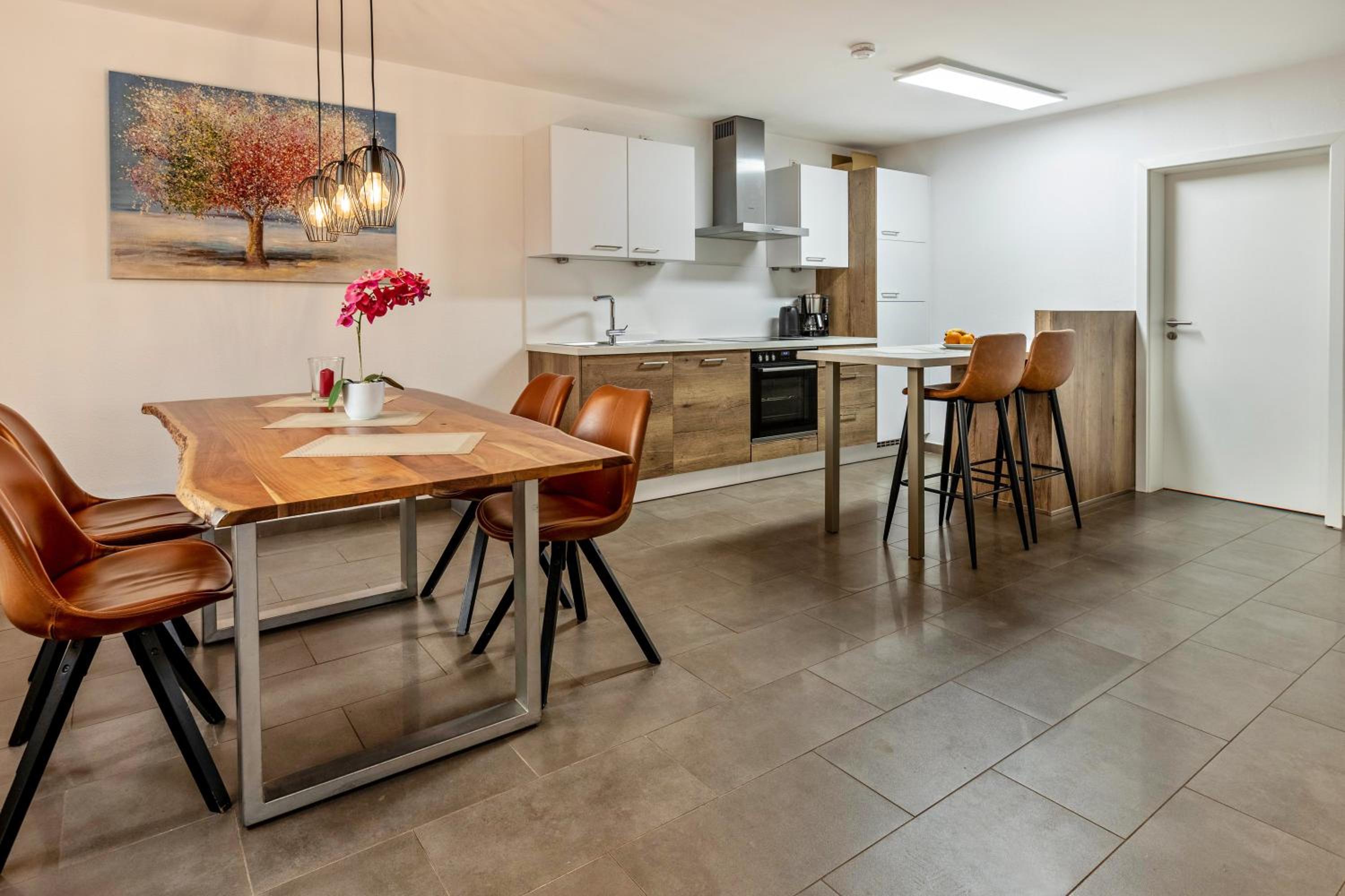 Two-Bedroom Deluxe Apartment with Balcony photo 3