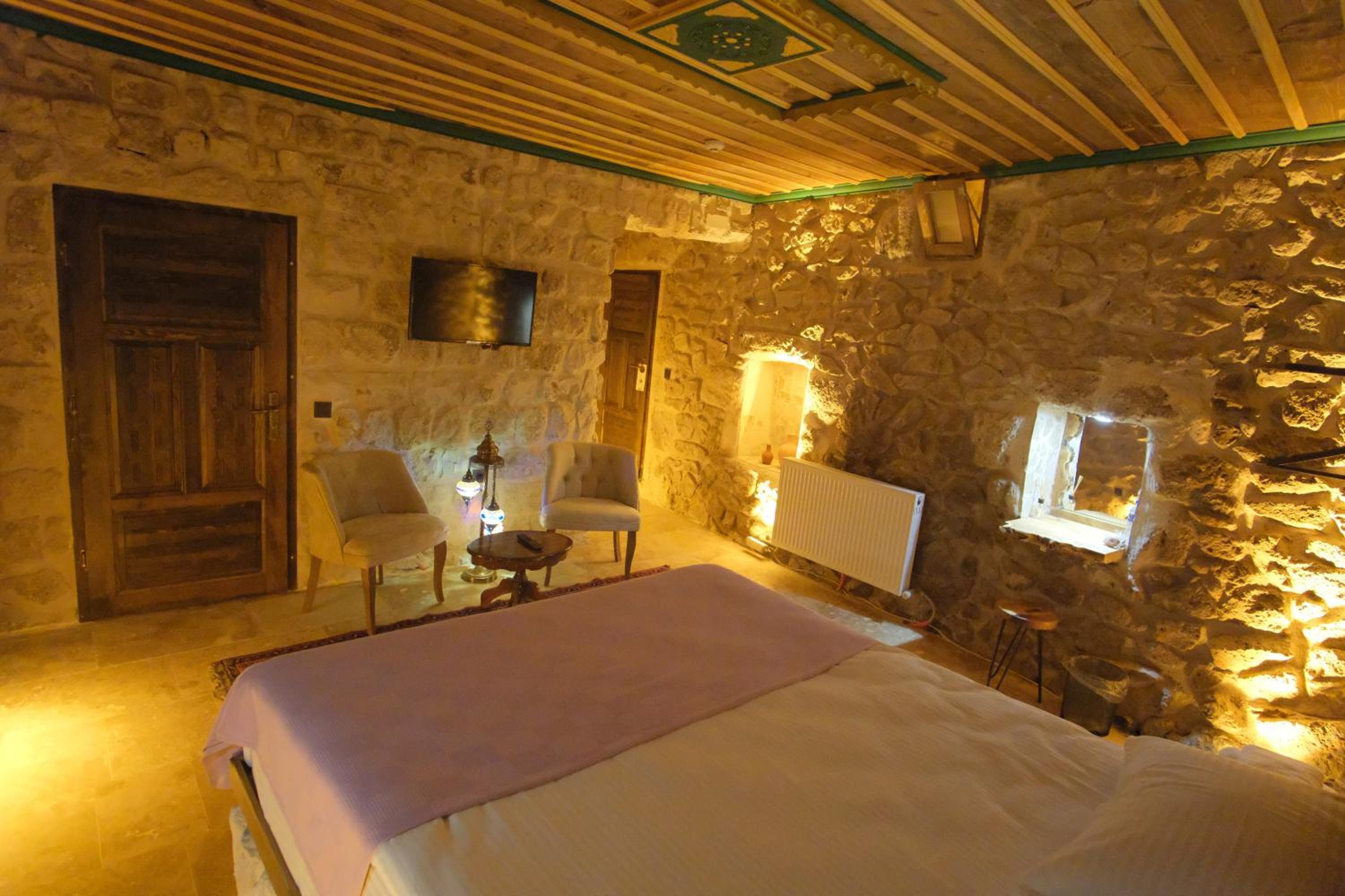 Deluxe Double Room - Photo 20