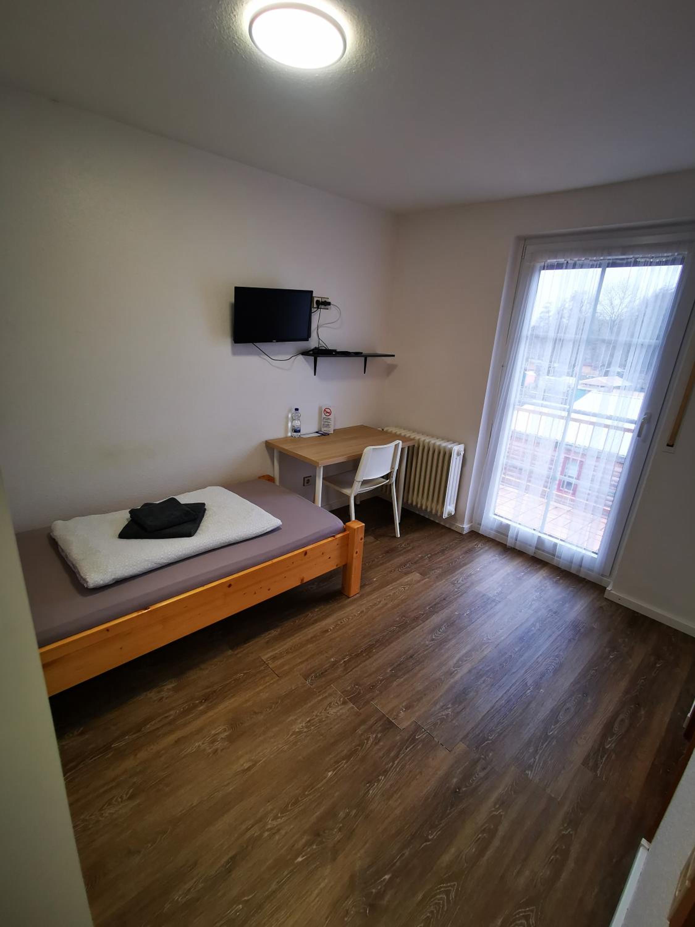 Single Room with Balcony photo 2