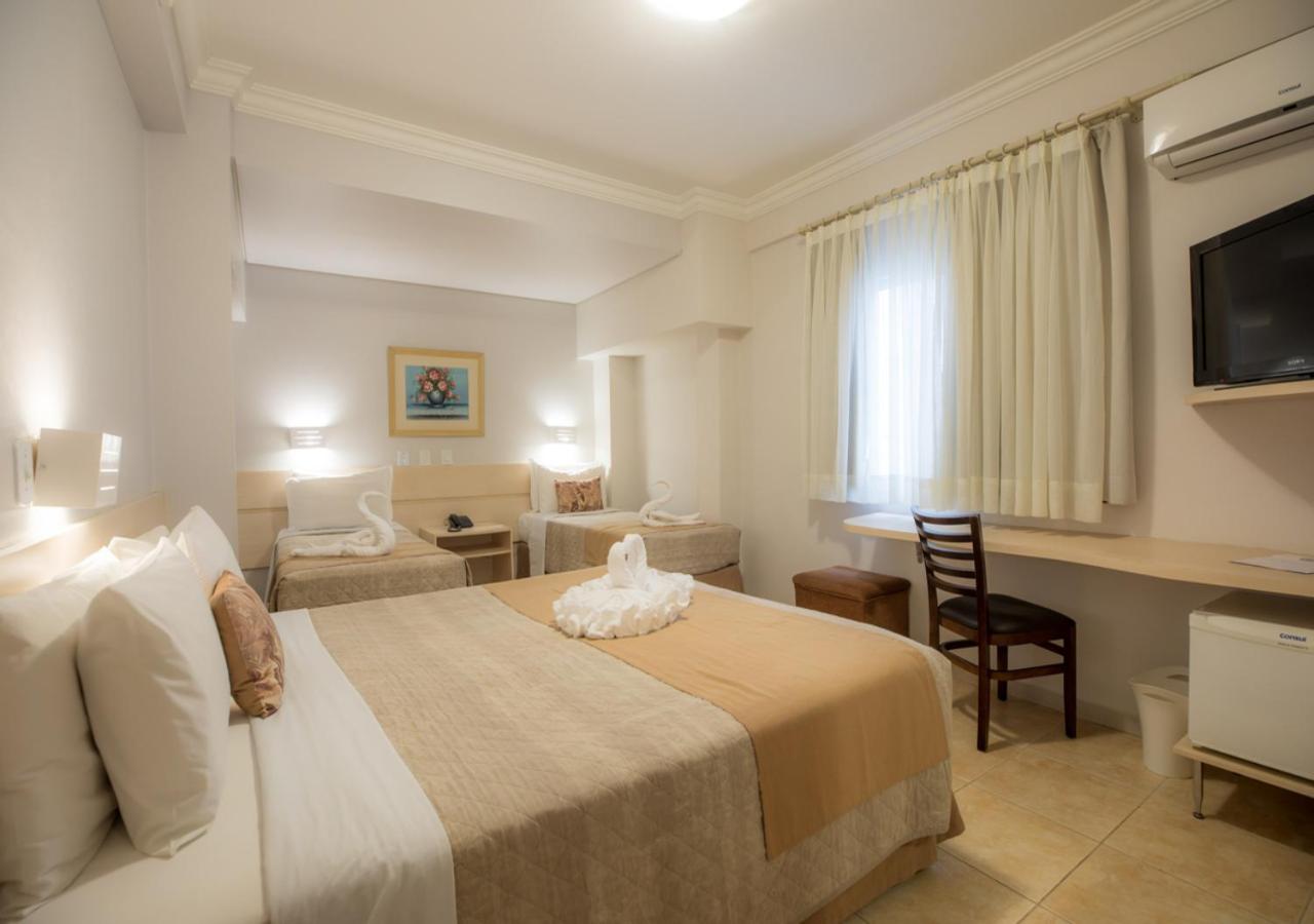 Quadruple Room - Photo 1