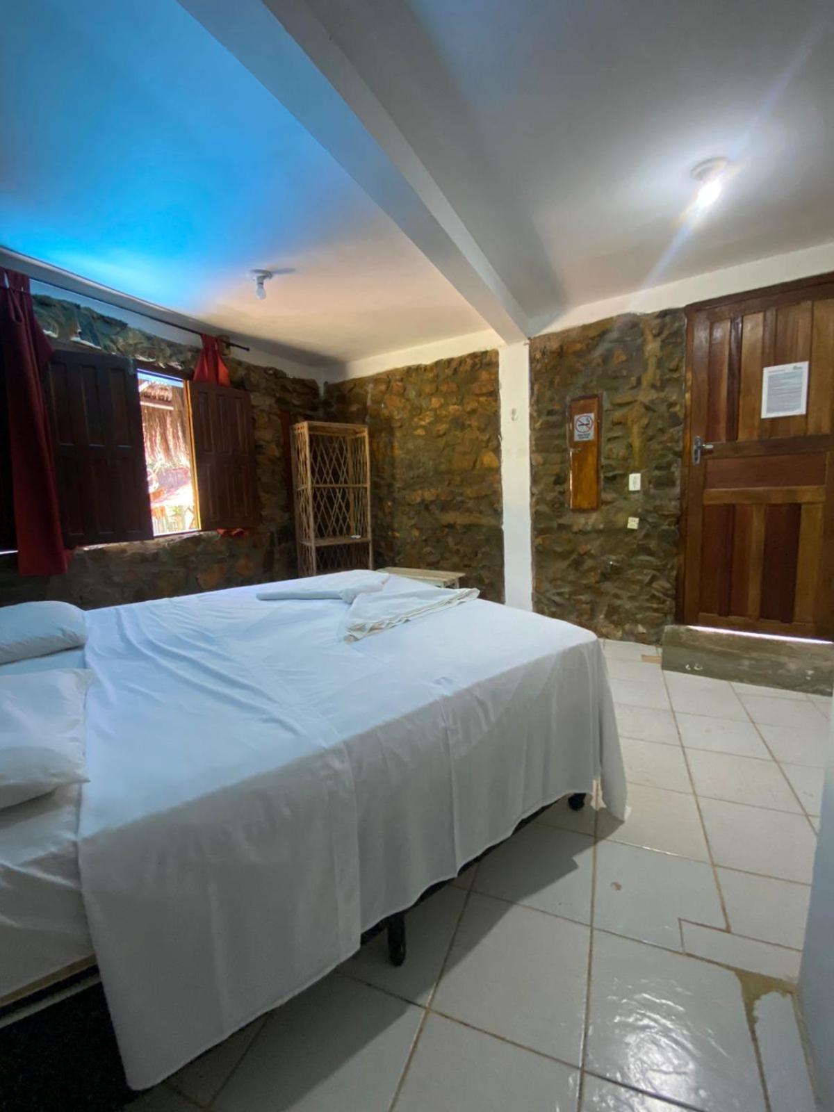Double Room with Pool View photo 3