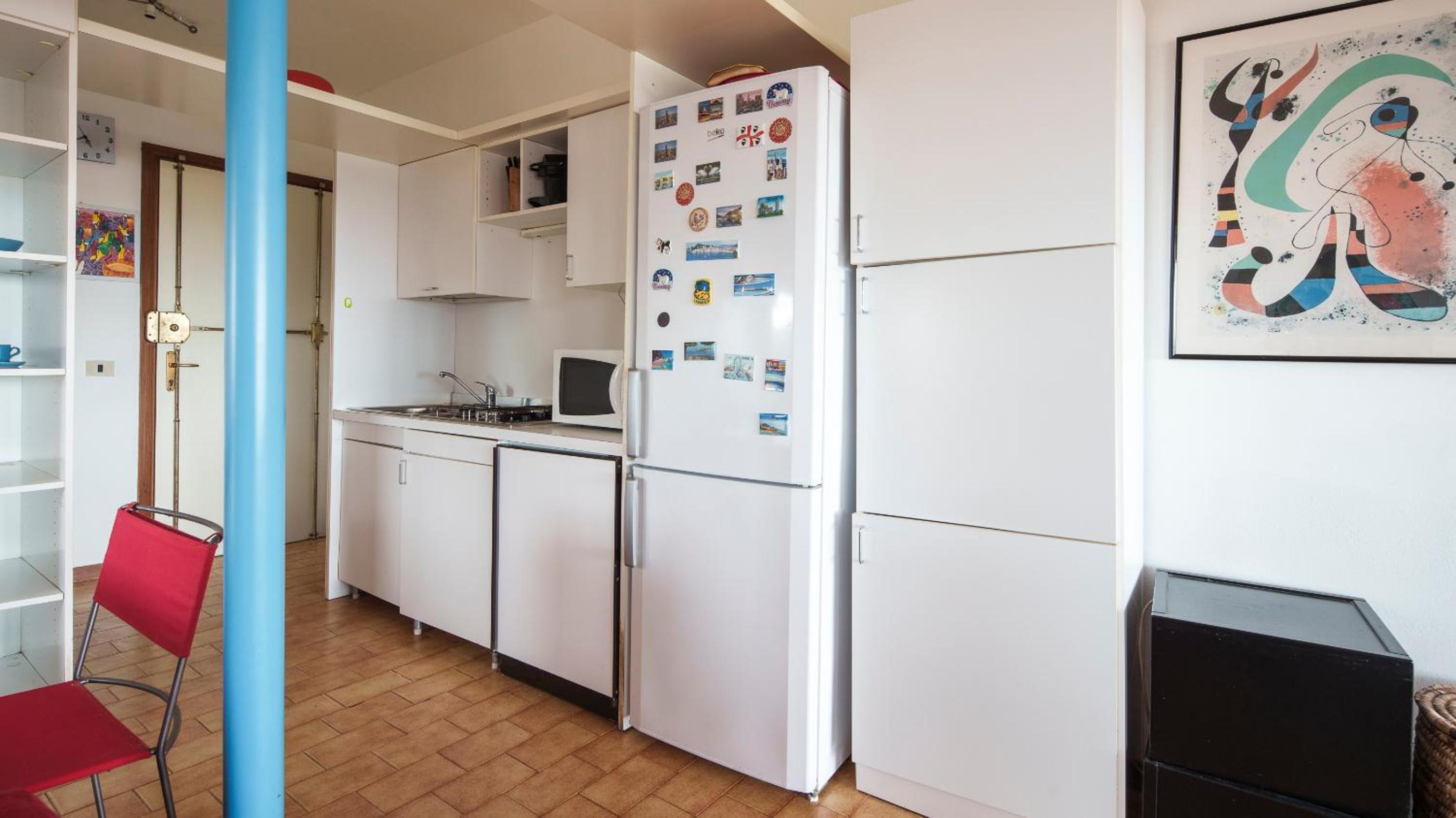 Apartment photo 2