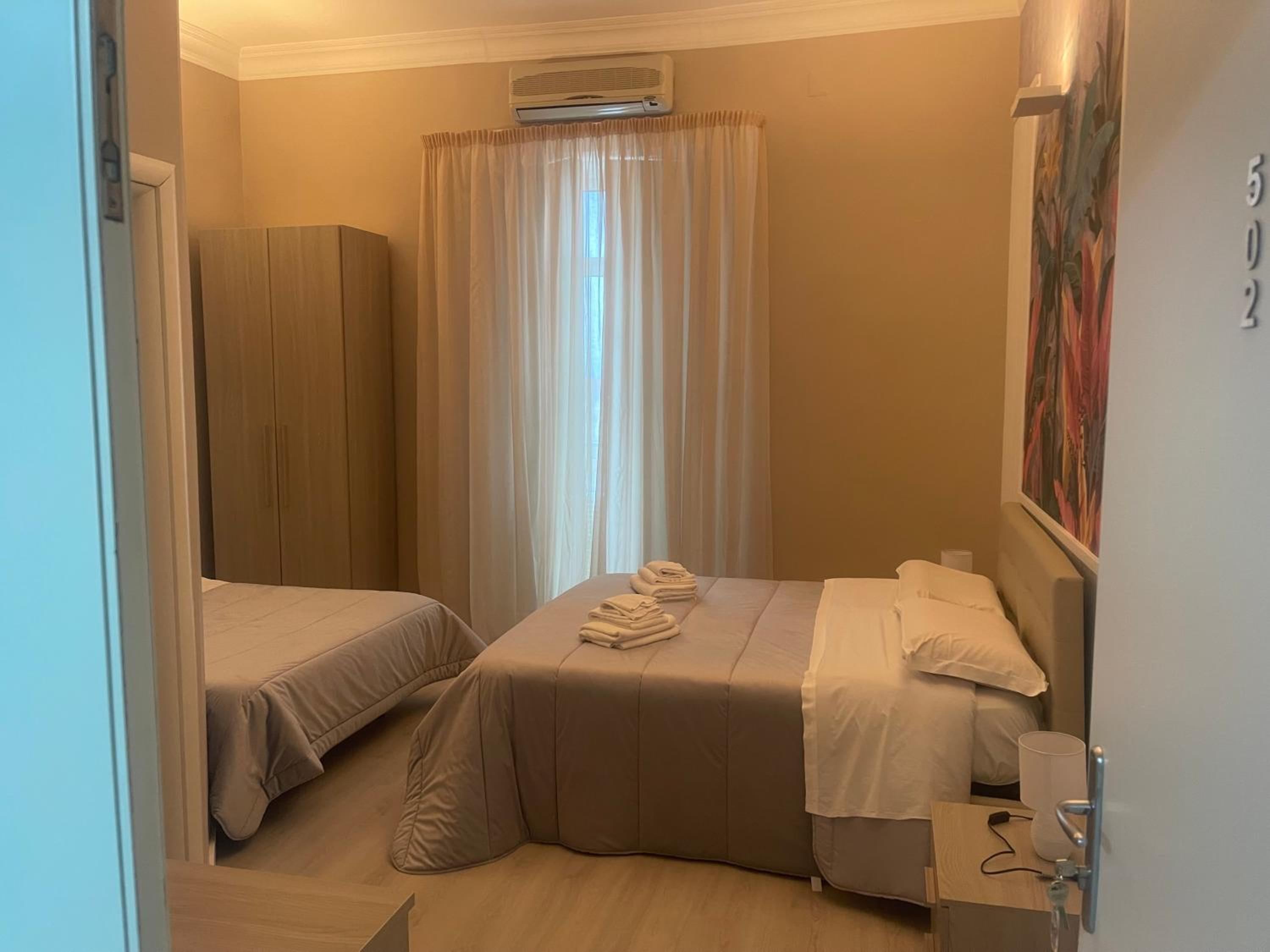 Triple Room
