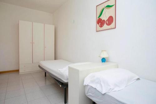 Two-Bedroom Apartment photo 2