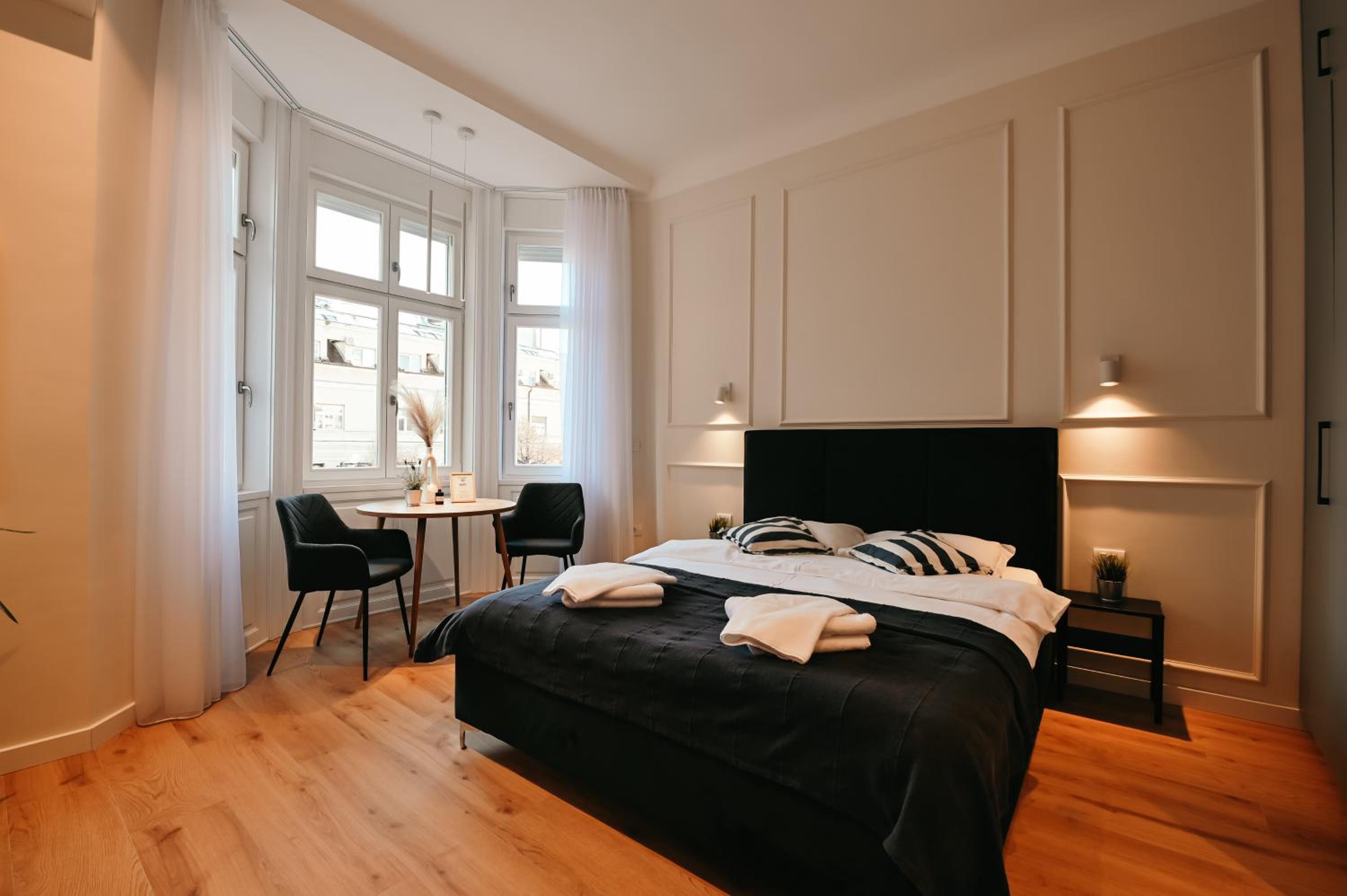 Apartment photo 1