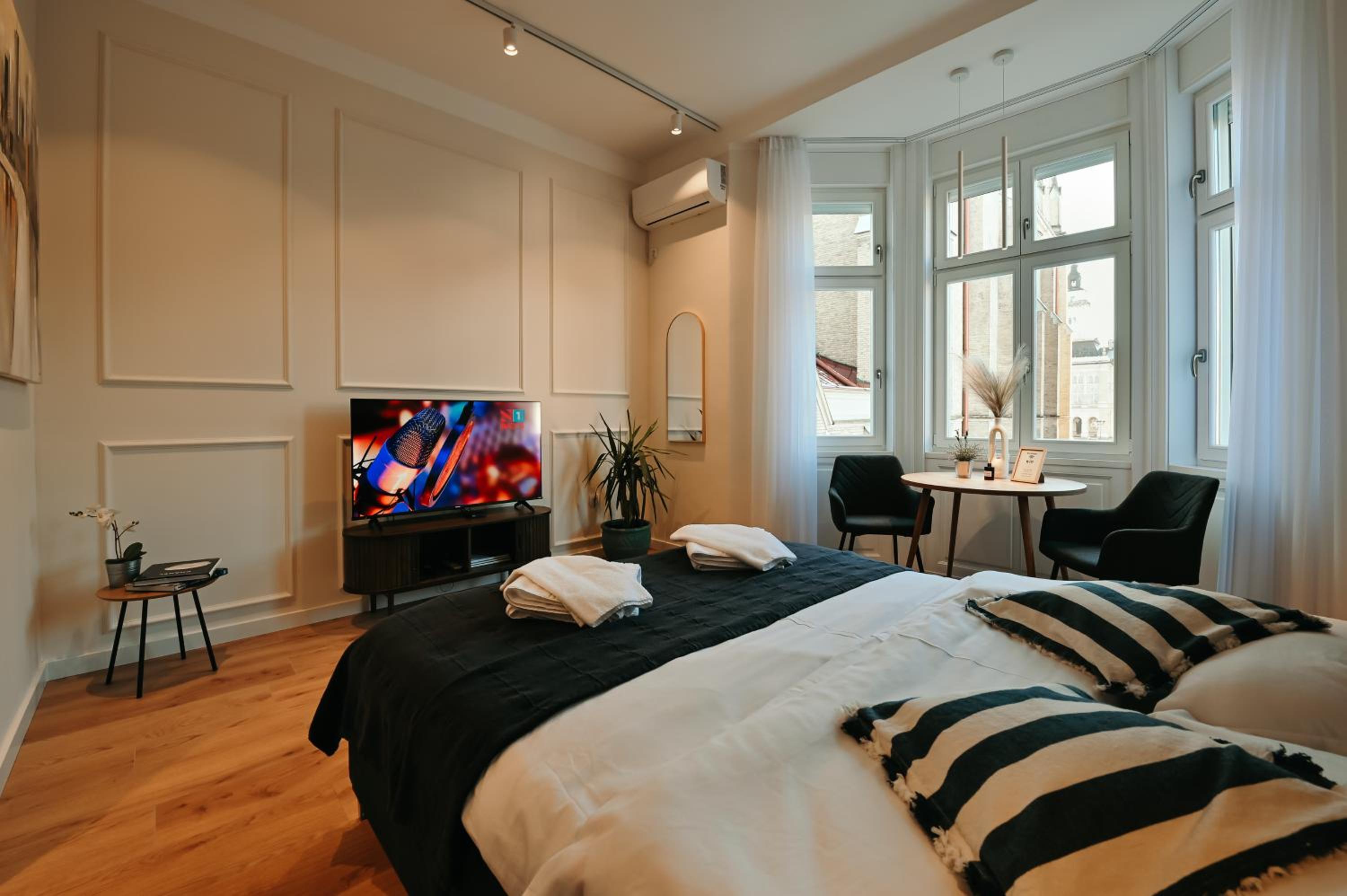 Apartment photo 3