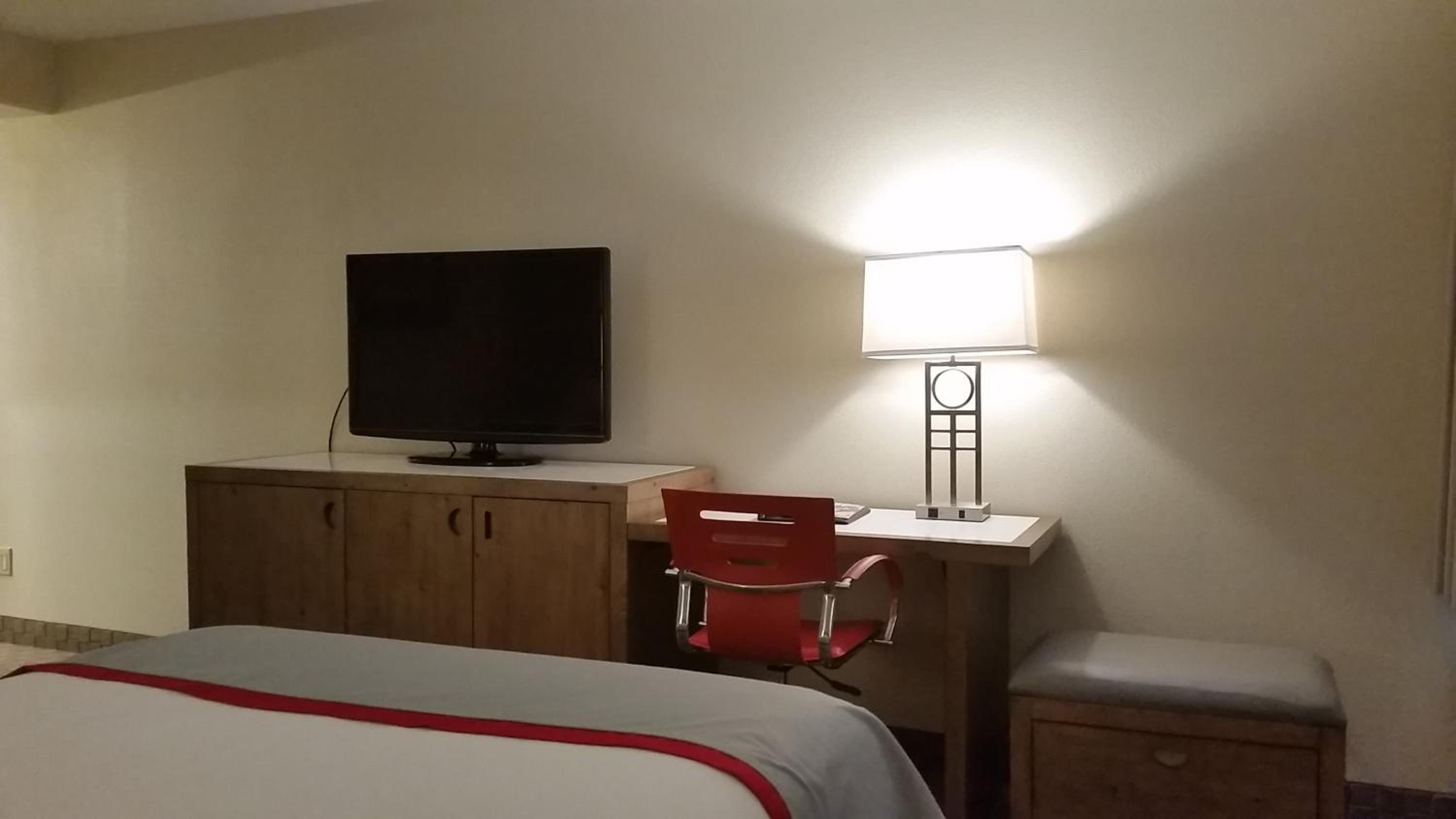 Ramada Plaza by Wyndham Garden Grove/Anaheim South, Foto 8