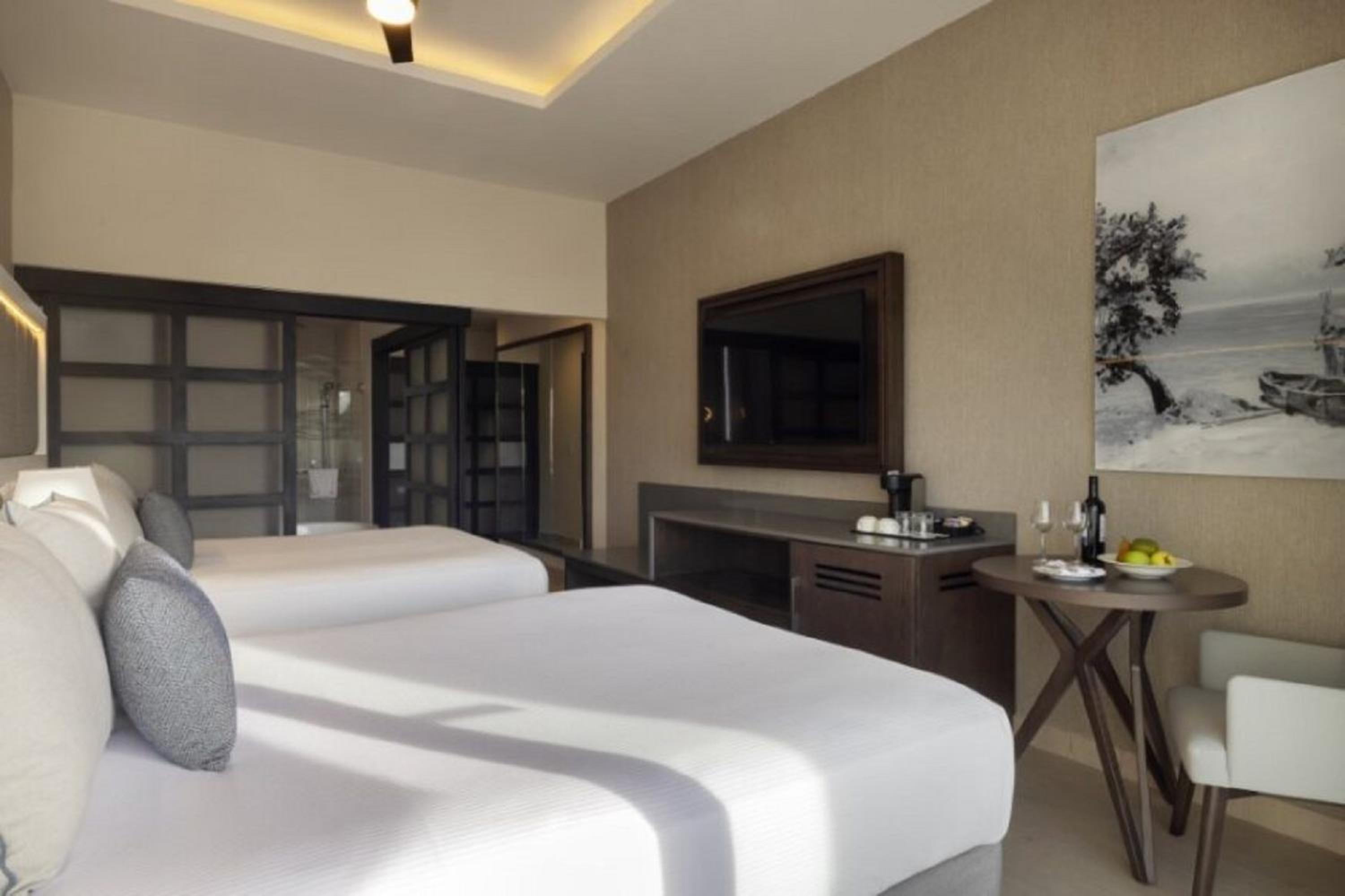 Suite Junior de Luxe Diamond Club avec Accès Direct Piscine