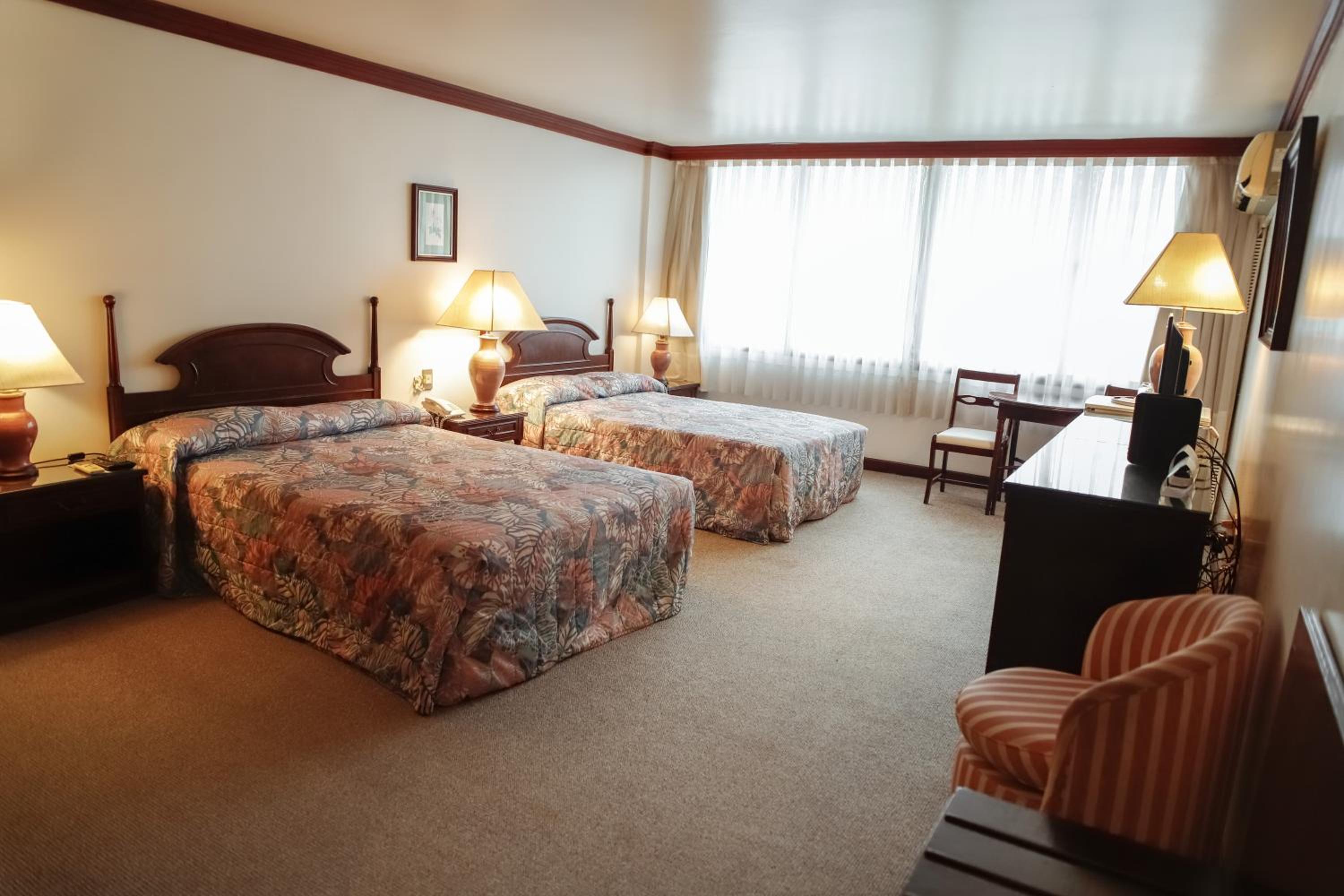 Double Room with Two Double Beds photo 1