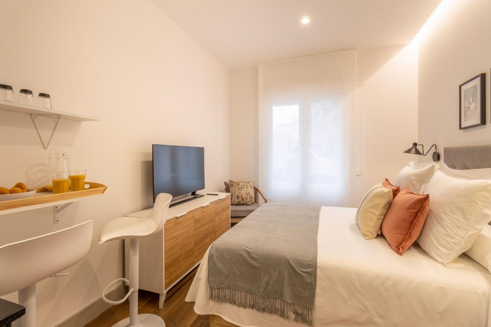 Studio Apartment