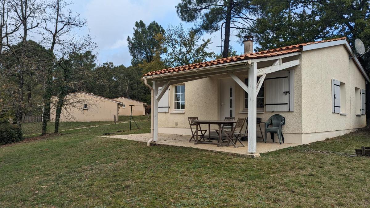 Two-Bedroom Comfort House  photo 2