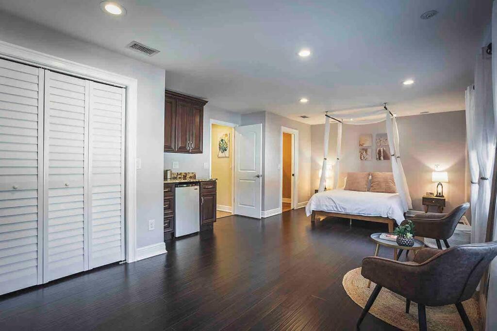 Four-Bedroom House photo 1