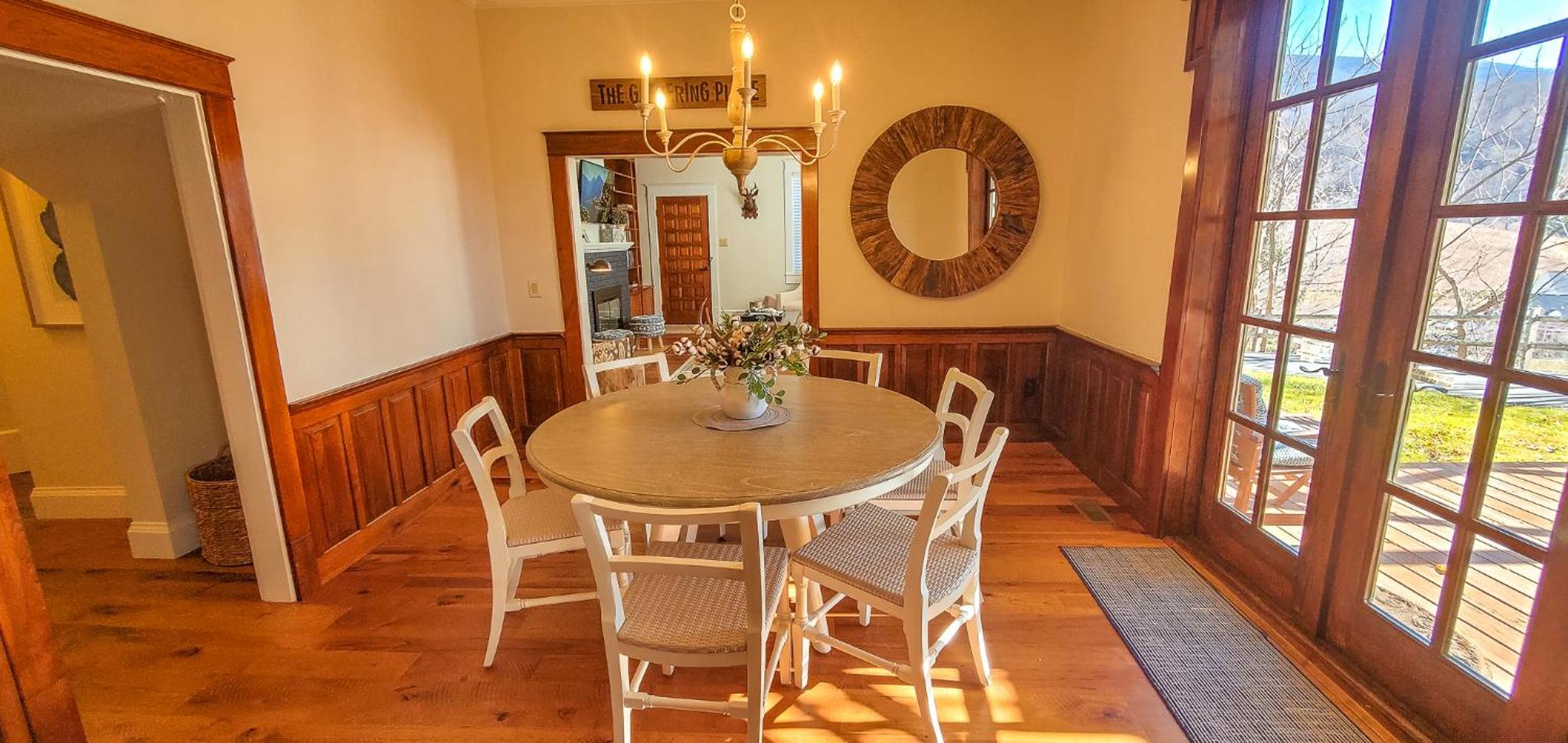 Five-Bedroom Holiday Home photo 2