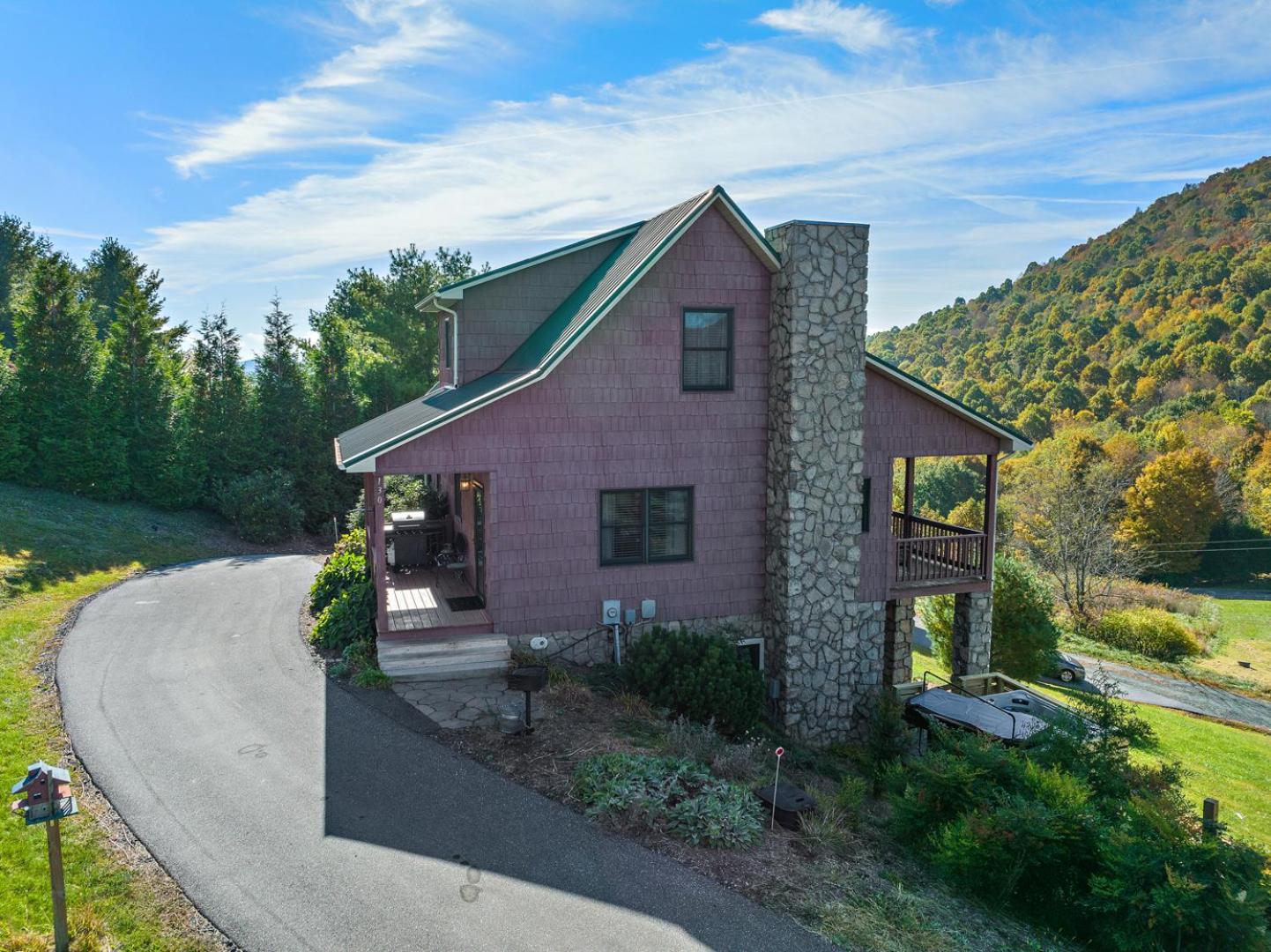 Four-Bedroom Vacation Home photo 2