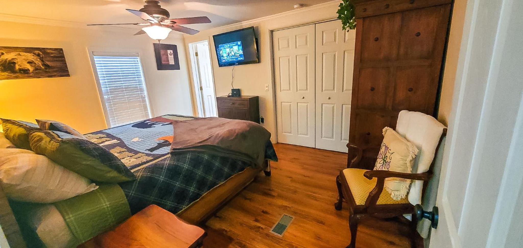 Three-Bedroom Vacation Home photo 3