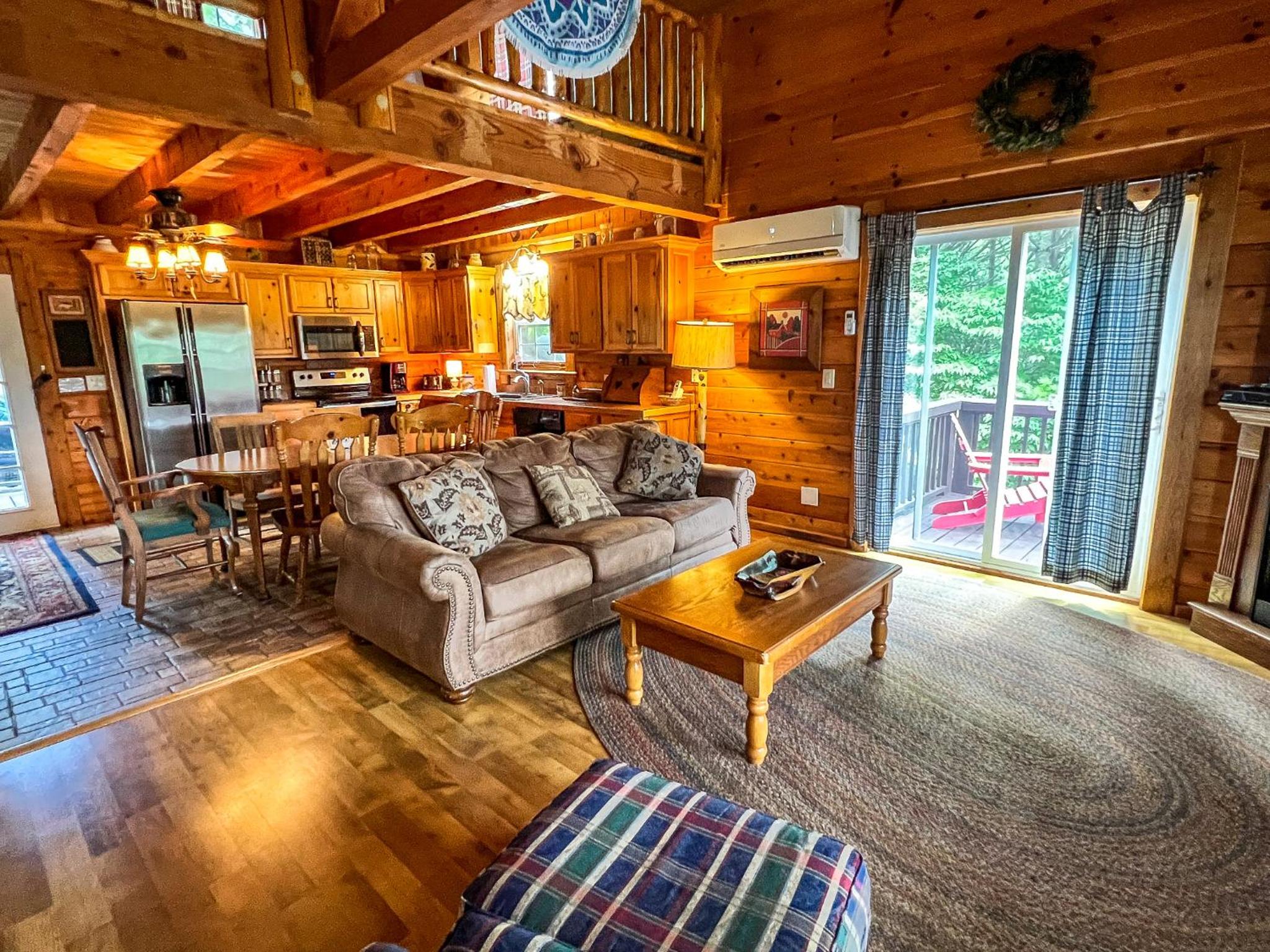Three-Bedroom Vacation Home  photo 3