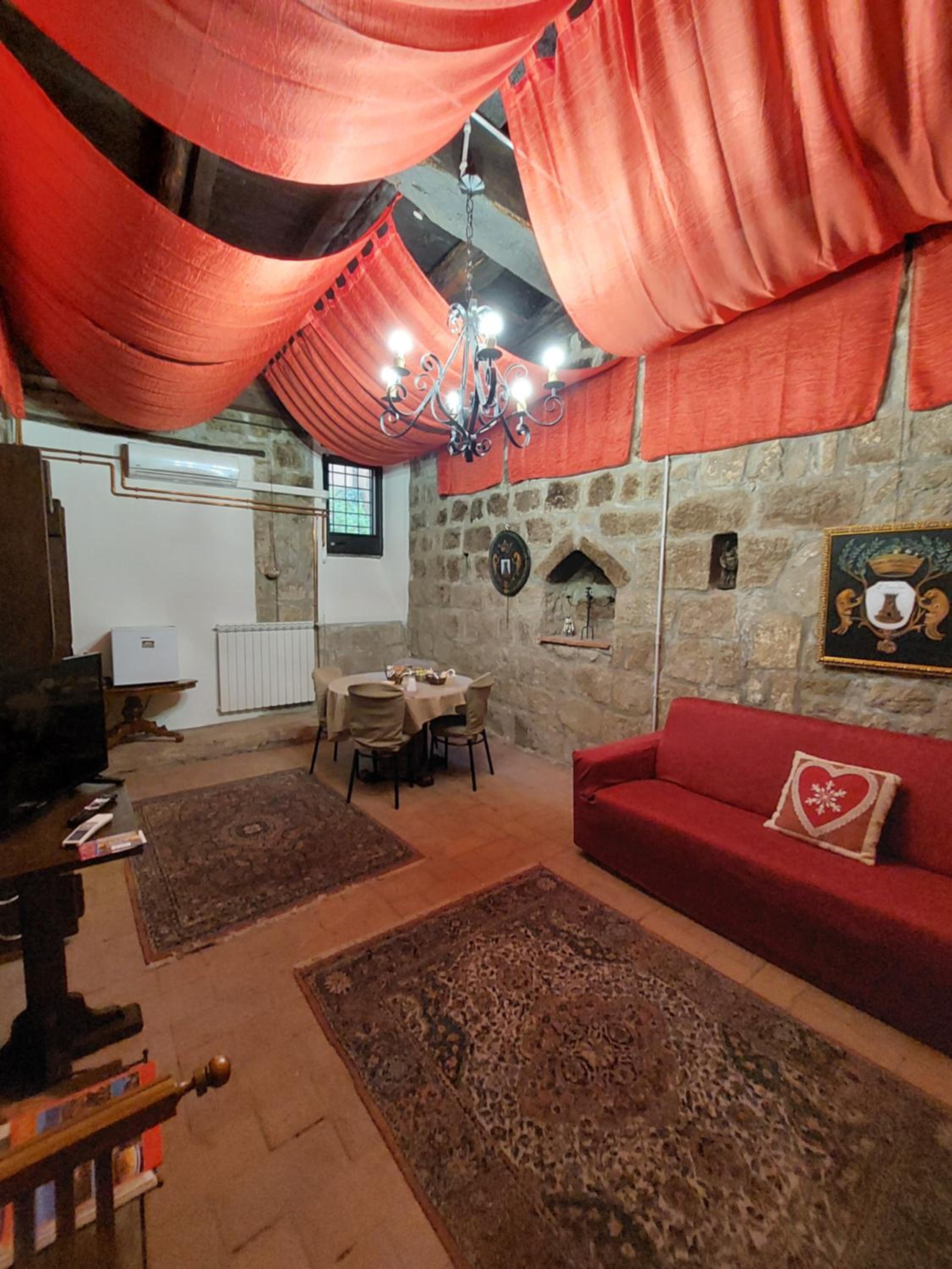 One-Bedroom Family Apartment - Photo 4