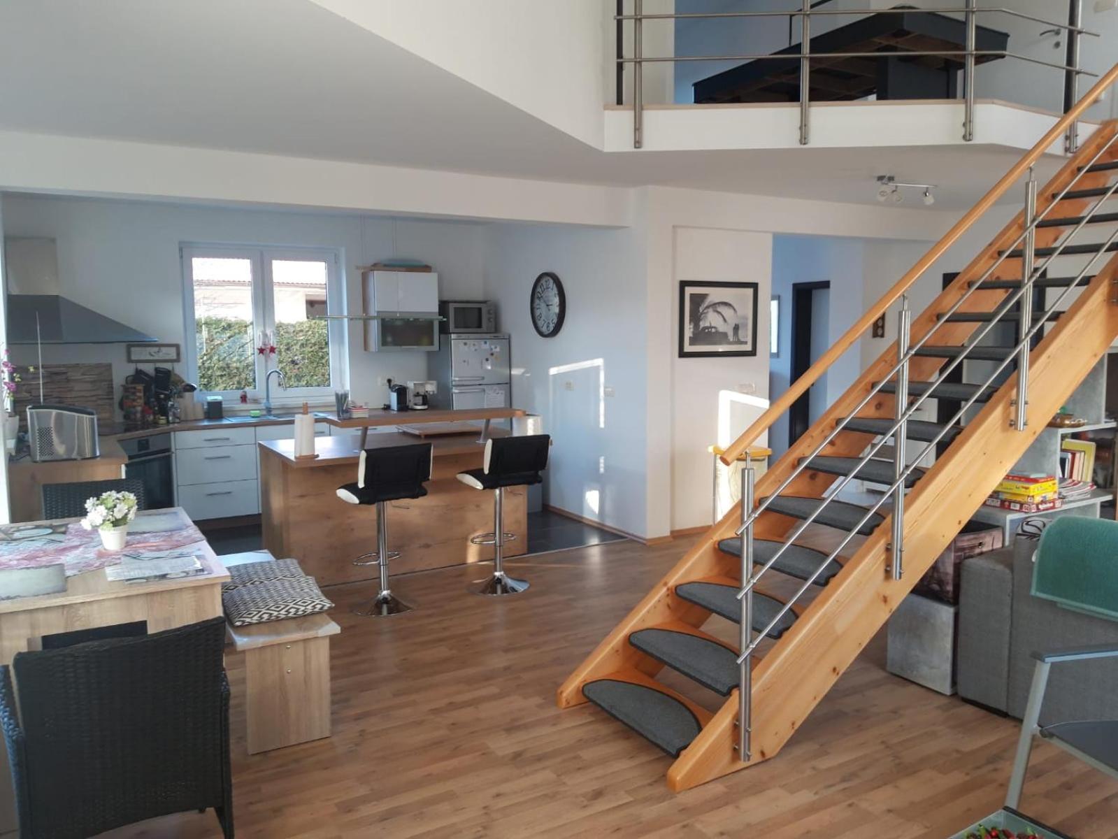 Three-Bedroom House photo 2
