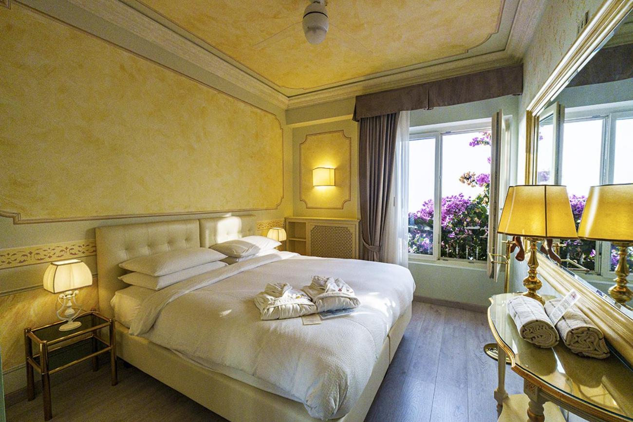 Suite with Balcony - Photo 1