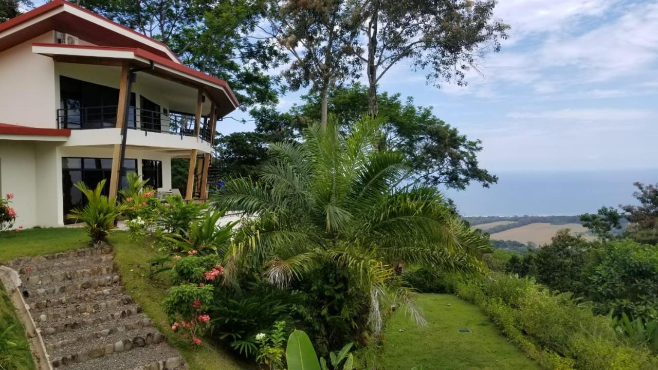 Deluxe Double Room with Balcony and Sea View photo 3