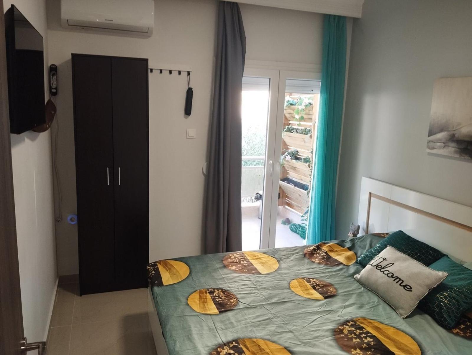 Apartment with Garden View photo 2