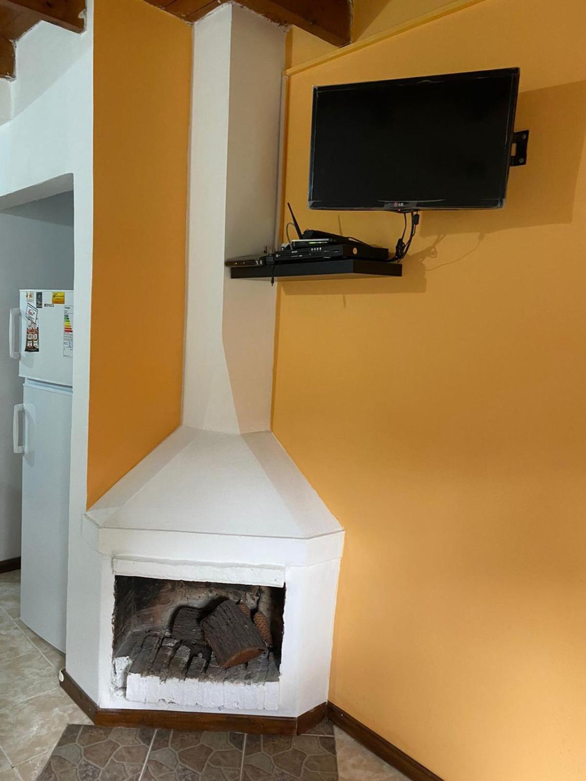 Two-Bedroom House photo 2