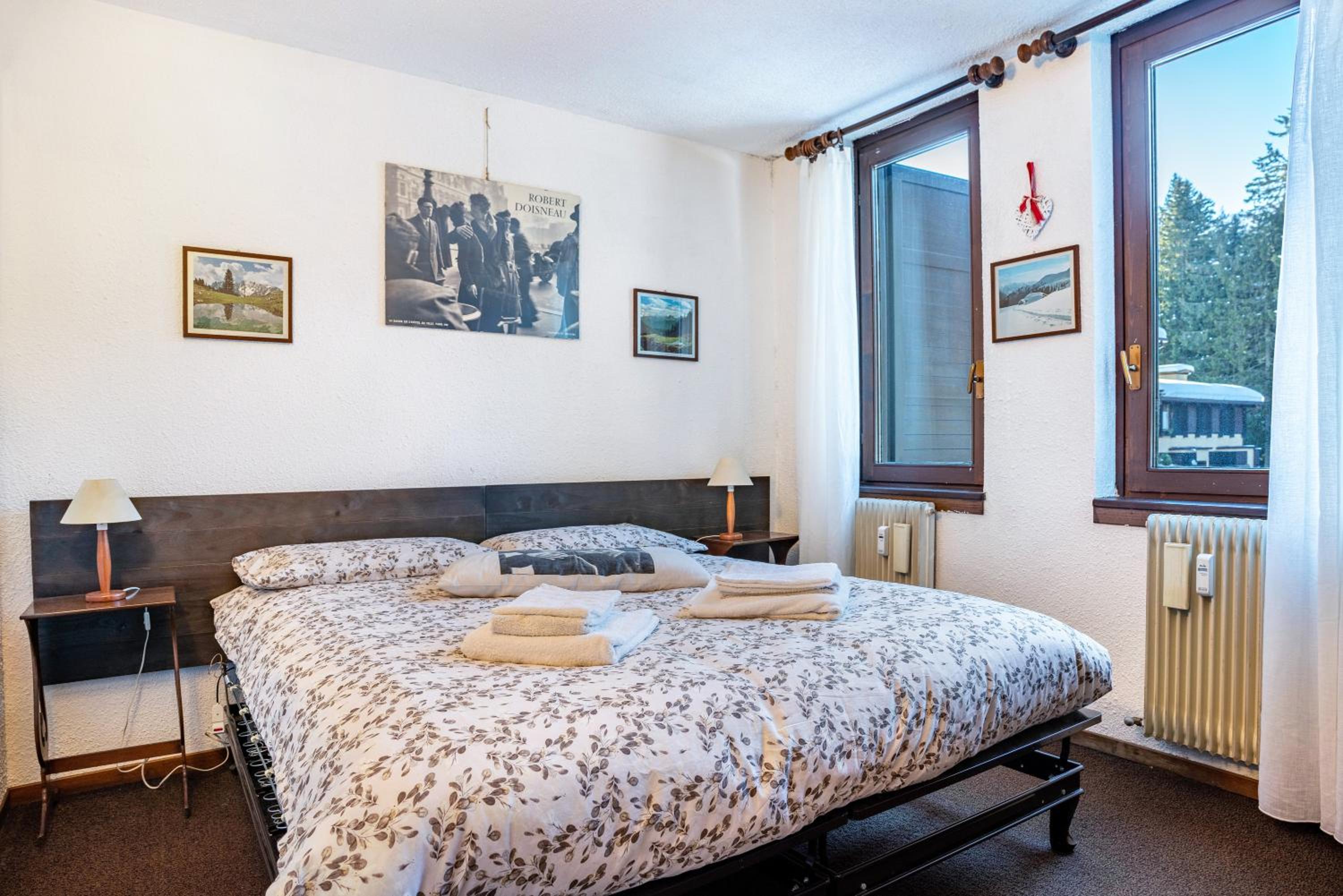 One-Bedroom Apartment with Garden View