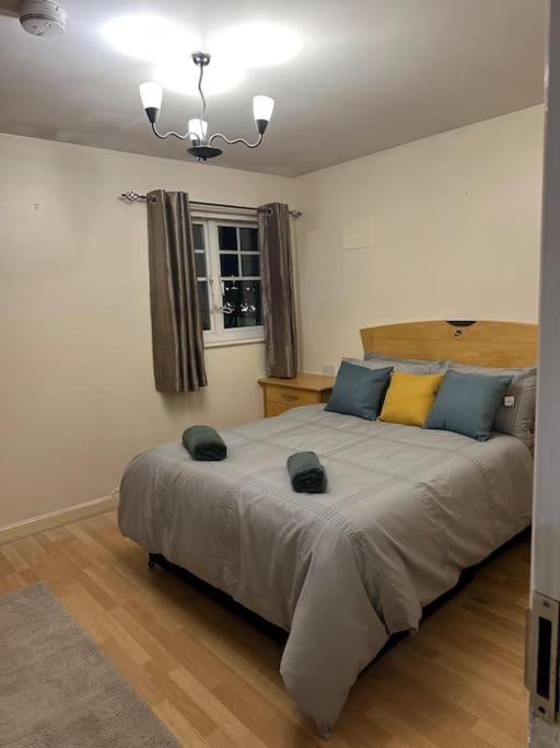 Deluxe Double Room (1 Adult + 1 Child)