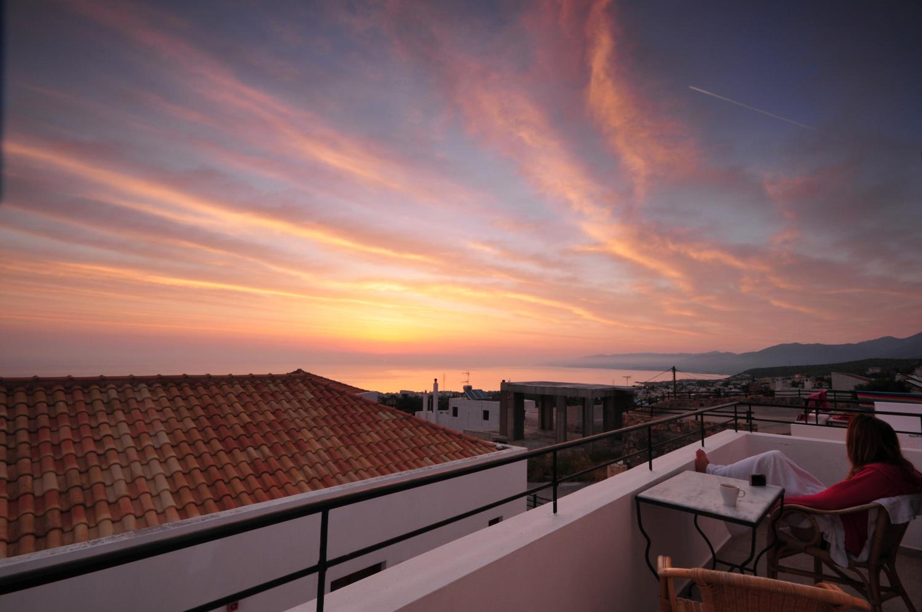 Junior Suite with Sea View (2 Adults) - Photo 10