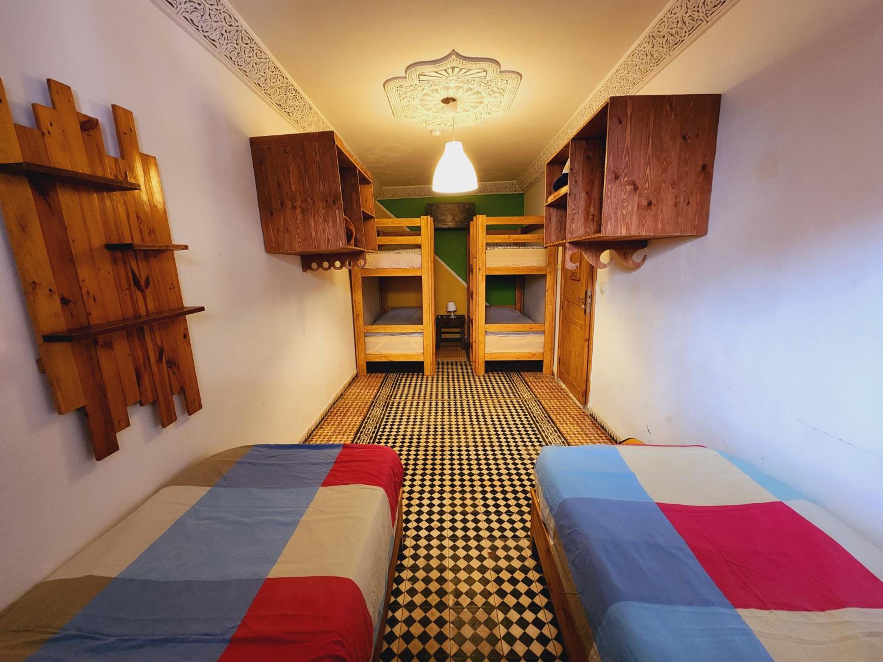 Bed in 6-Bed Dormitory Room photo 1