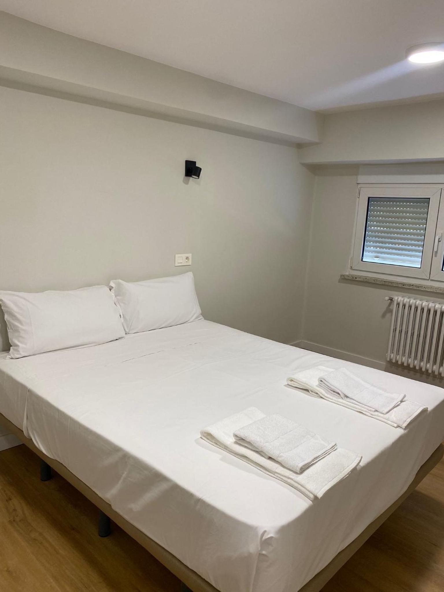 Double Room - Photo 22