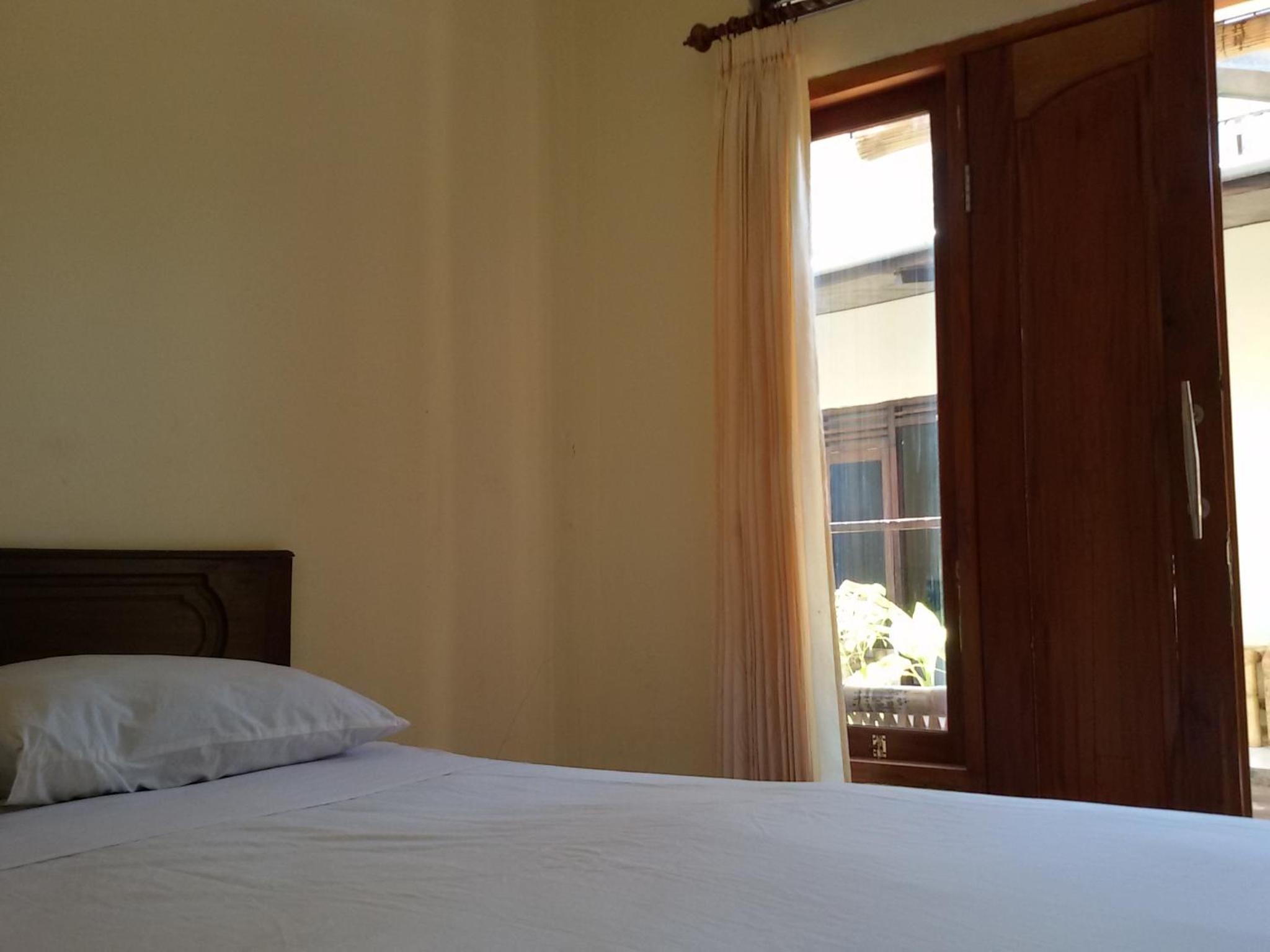 Standard Room with Fan photo 3