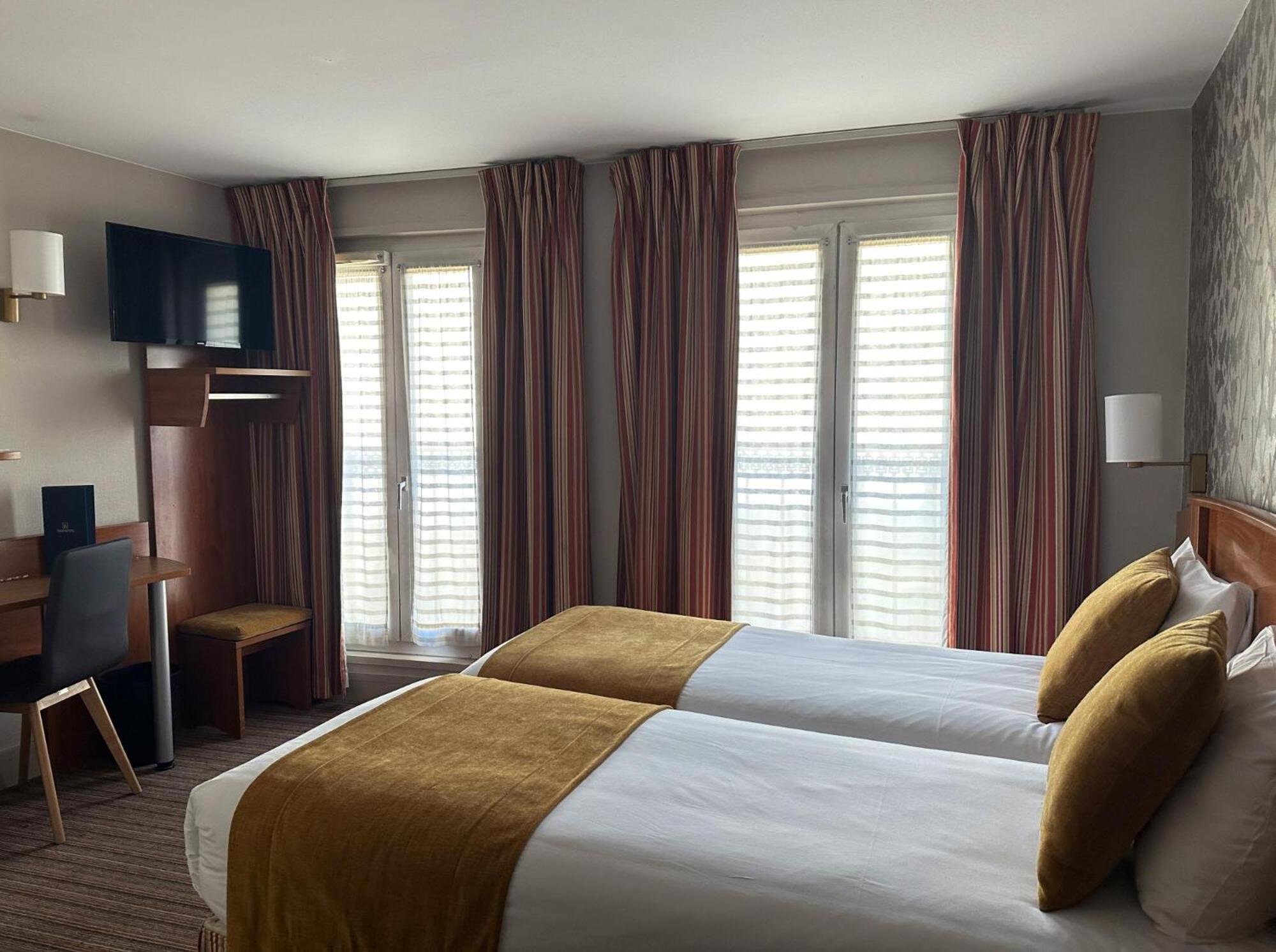 Superior Twin Room photo 2