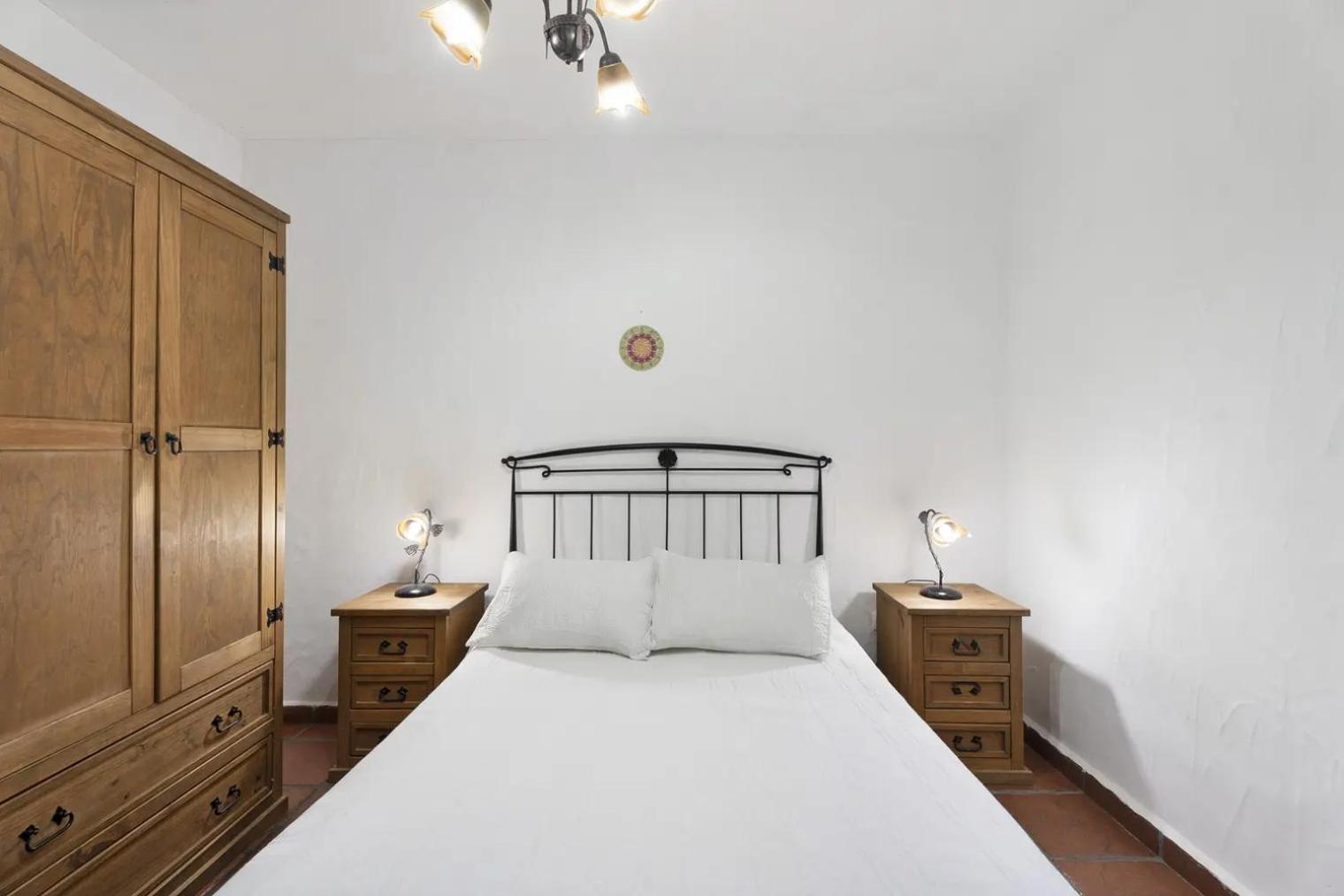 Two-Room Apartment - Photo 3