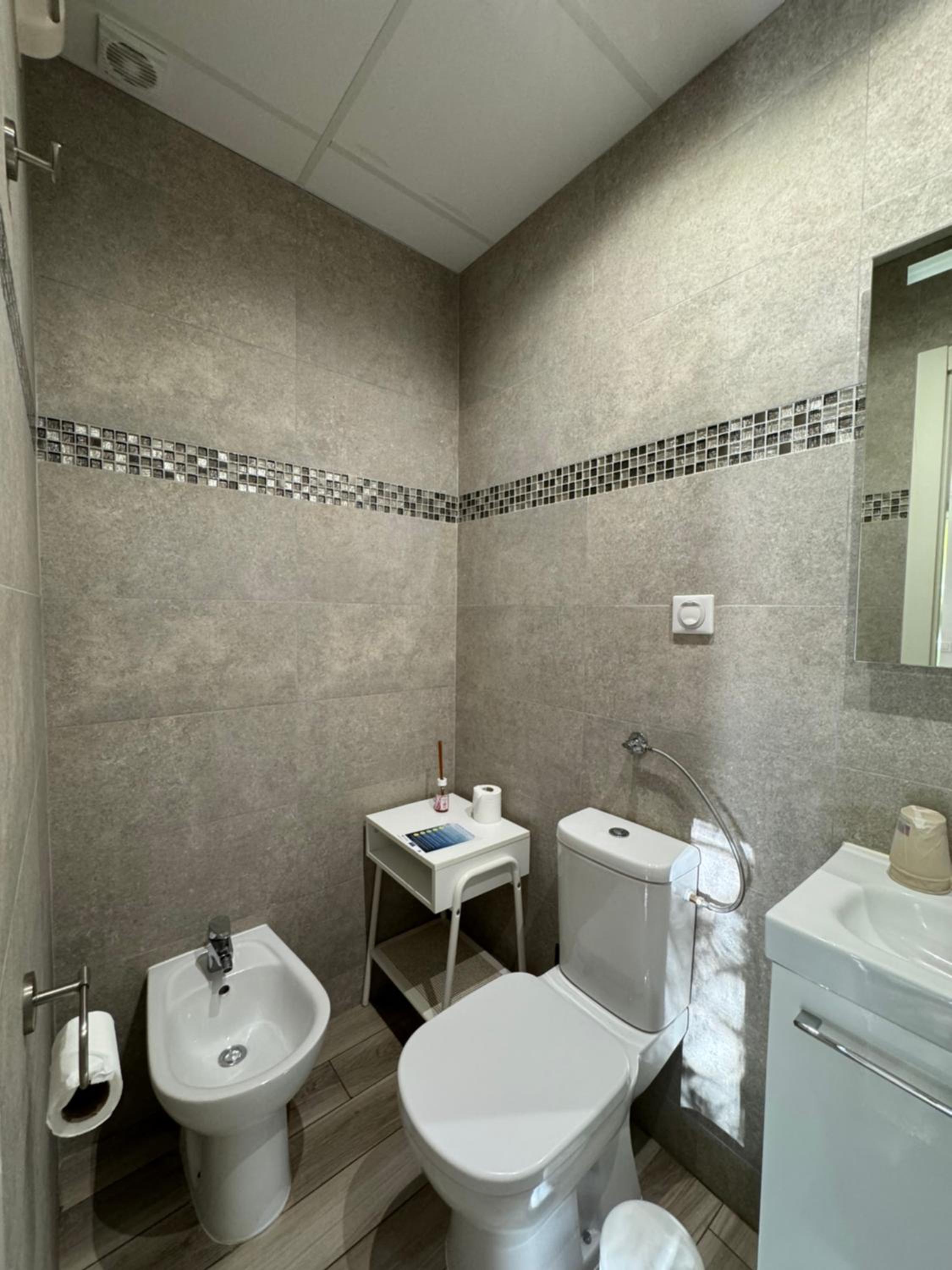 Standard Double or Twin Room - Garden Side - Photo 3