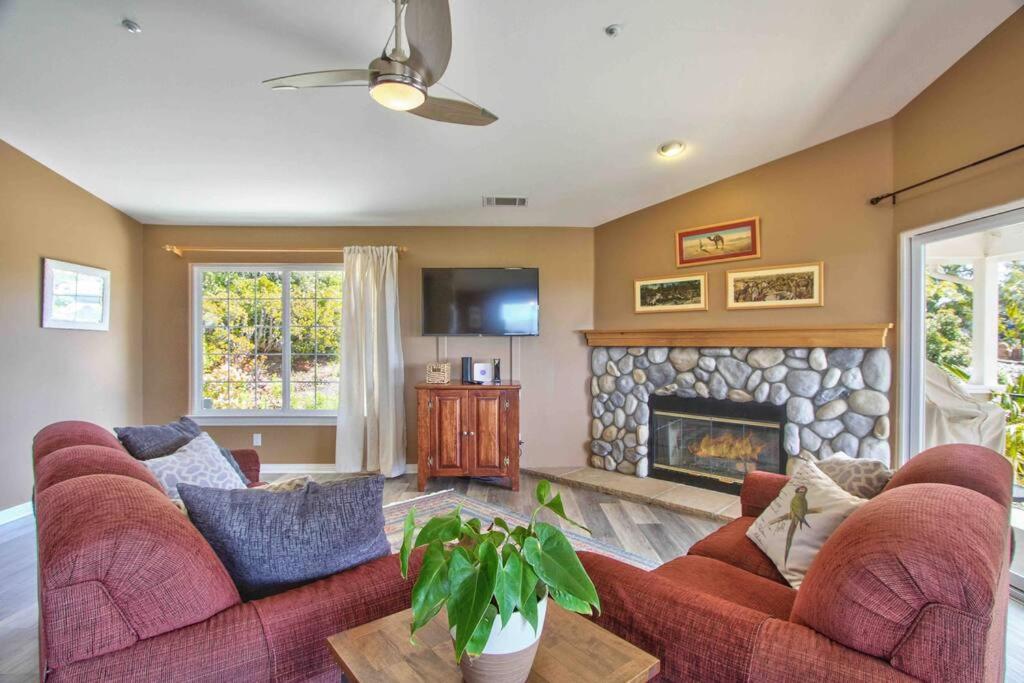 Four-Bedroom House photo 2