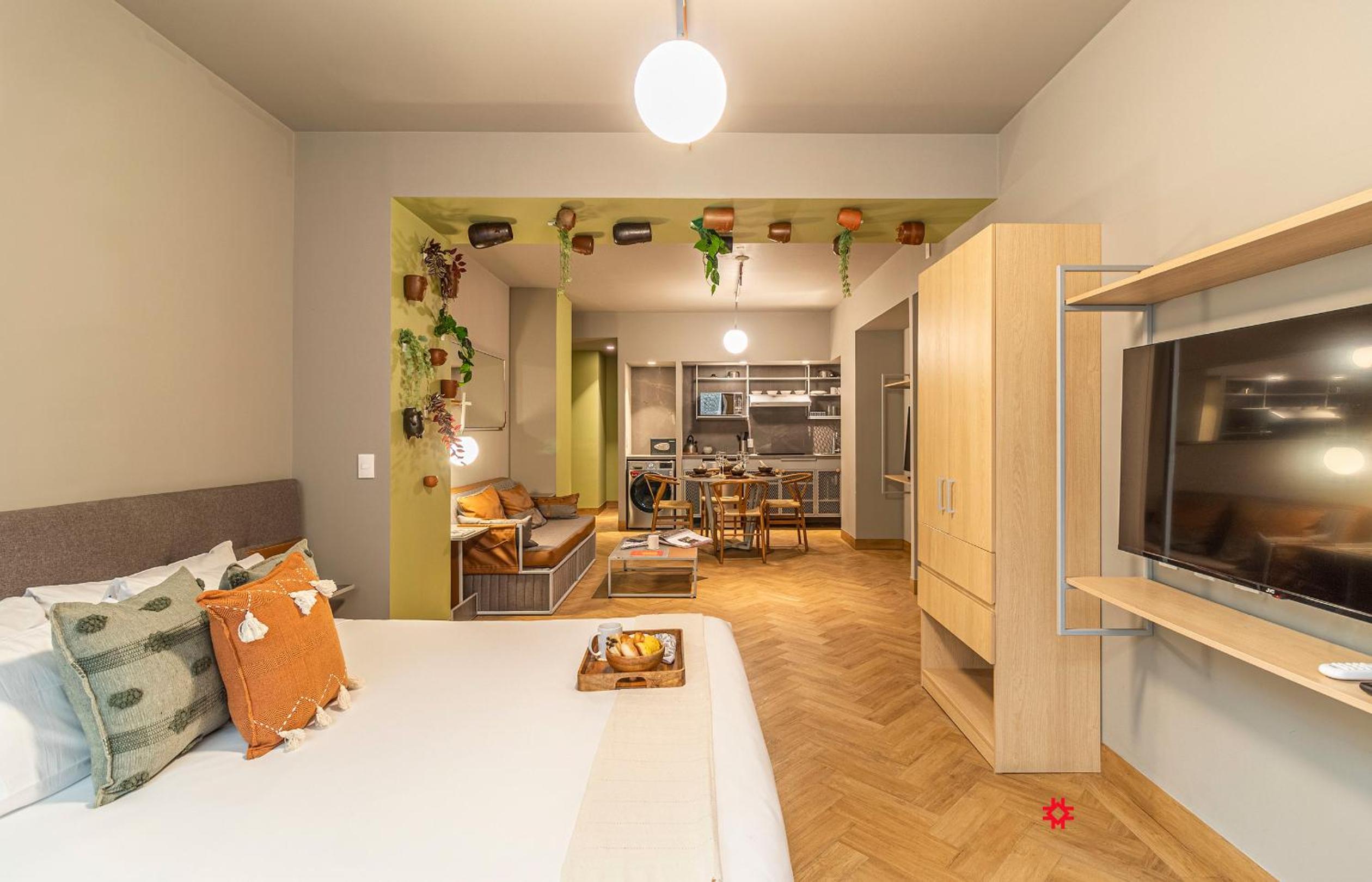 One bedroom apartment with balcony - Photo 10