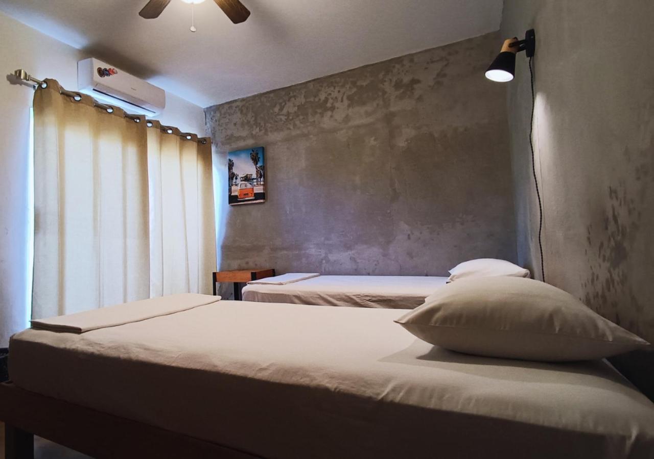 Twin Room with Shared Bathroom photo 1