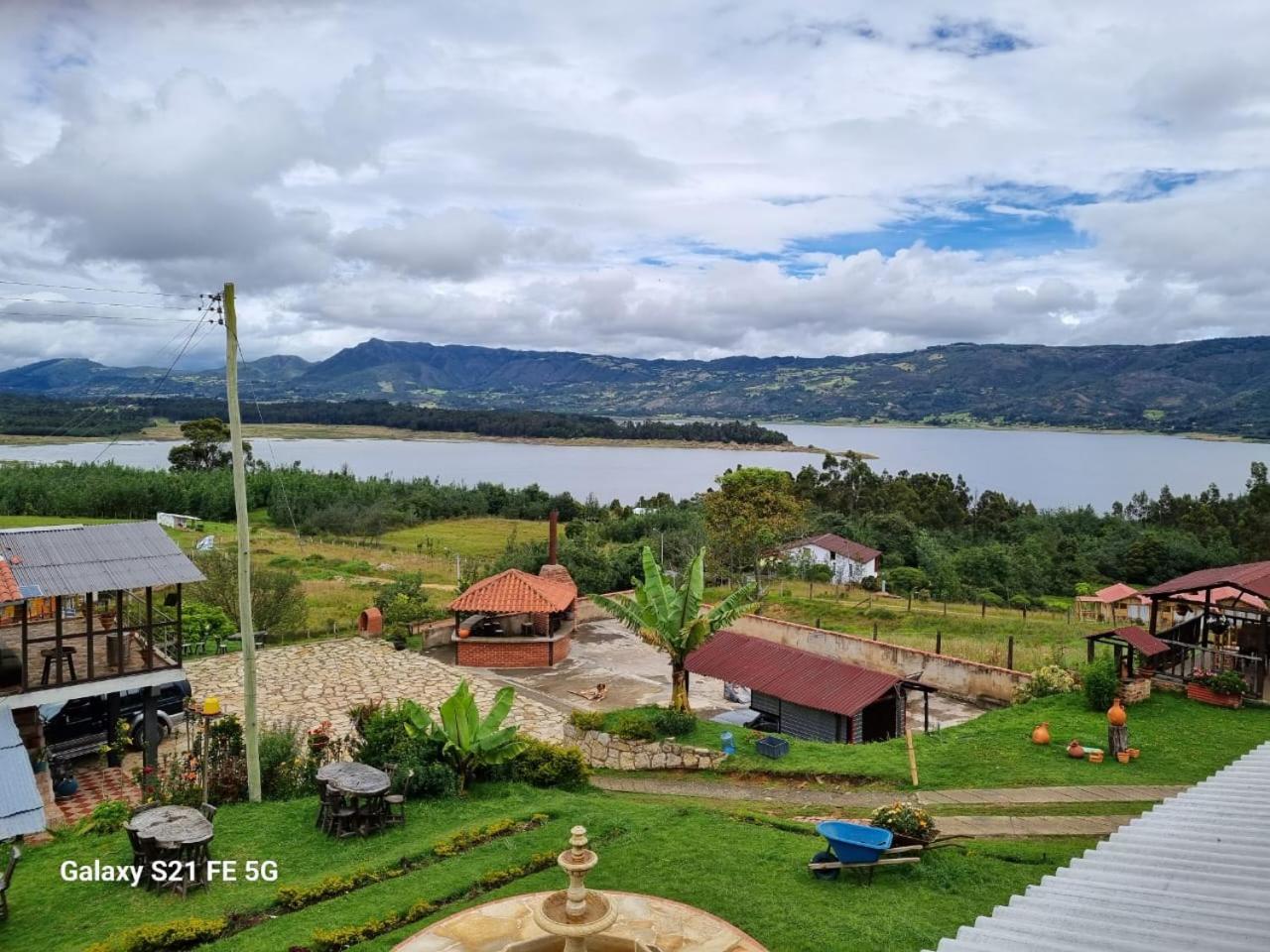 Double Room with Lake View photo 3