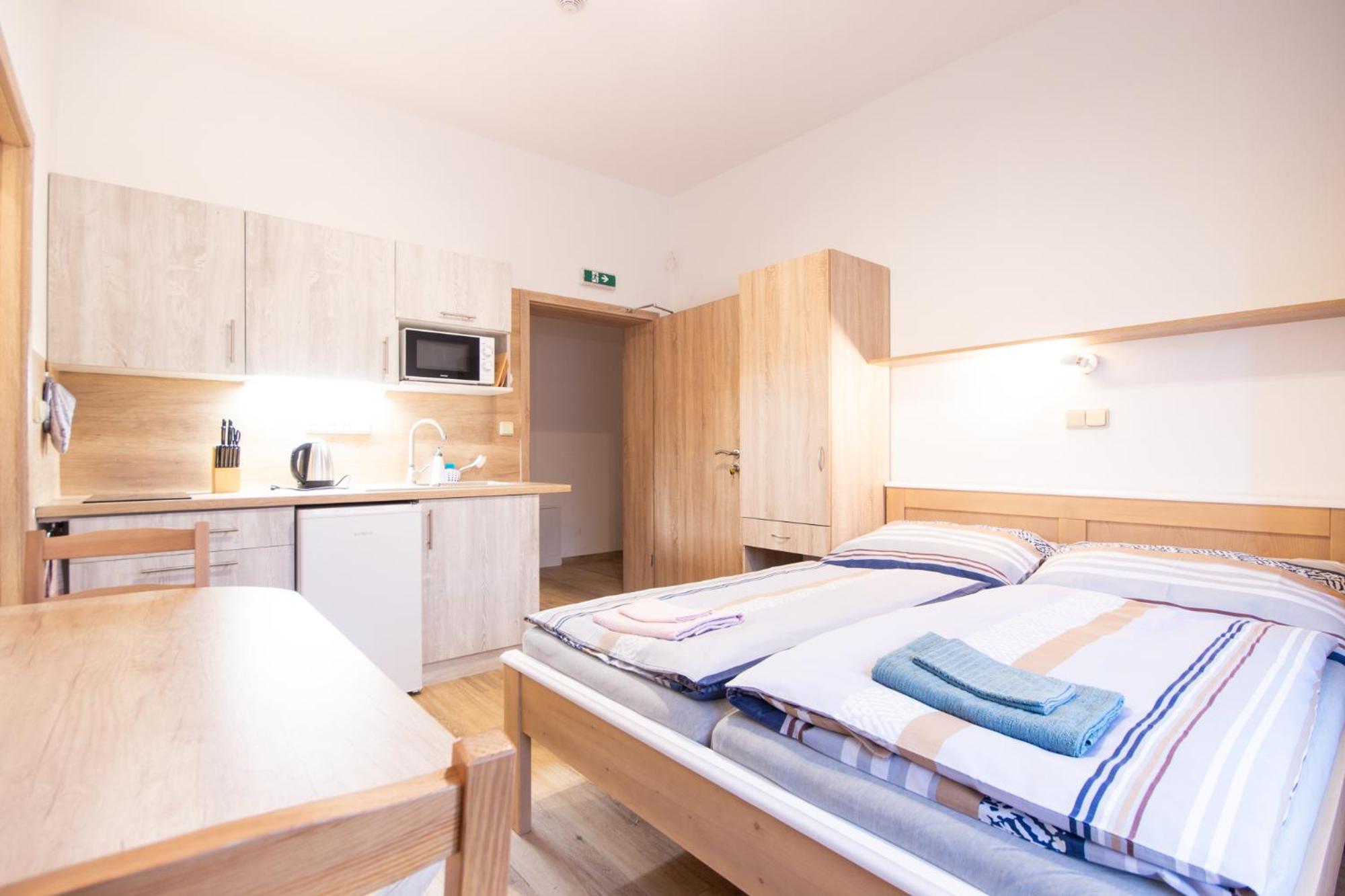 Double Room With Private Bathroom photo 3