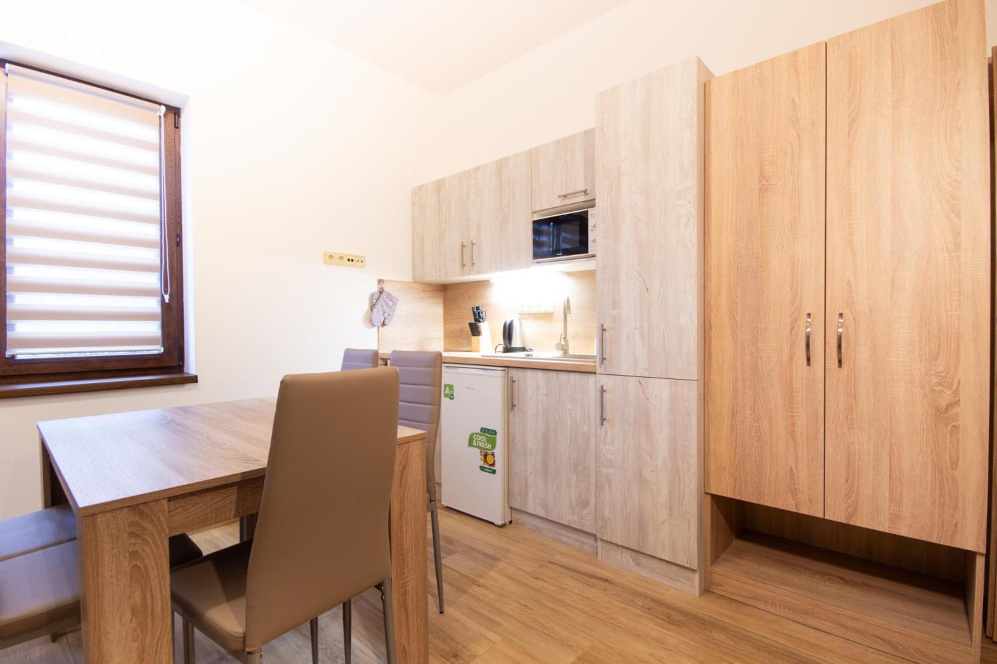 Quadruple Room With Private Bathroom photo 2