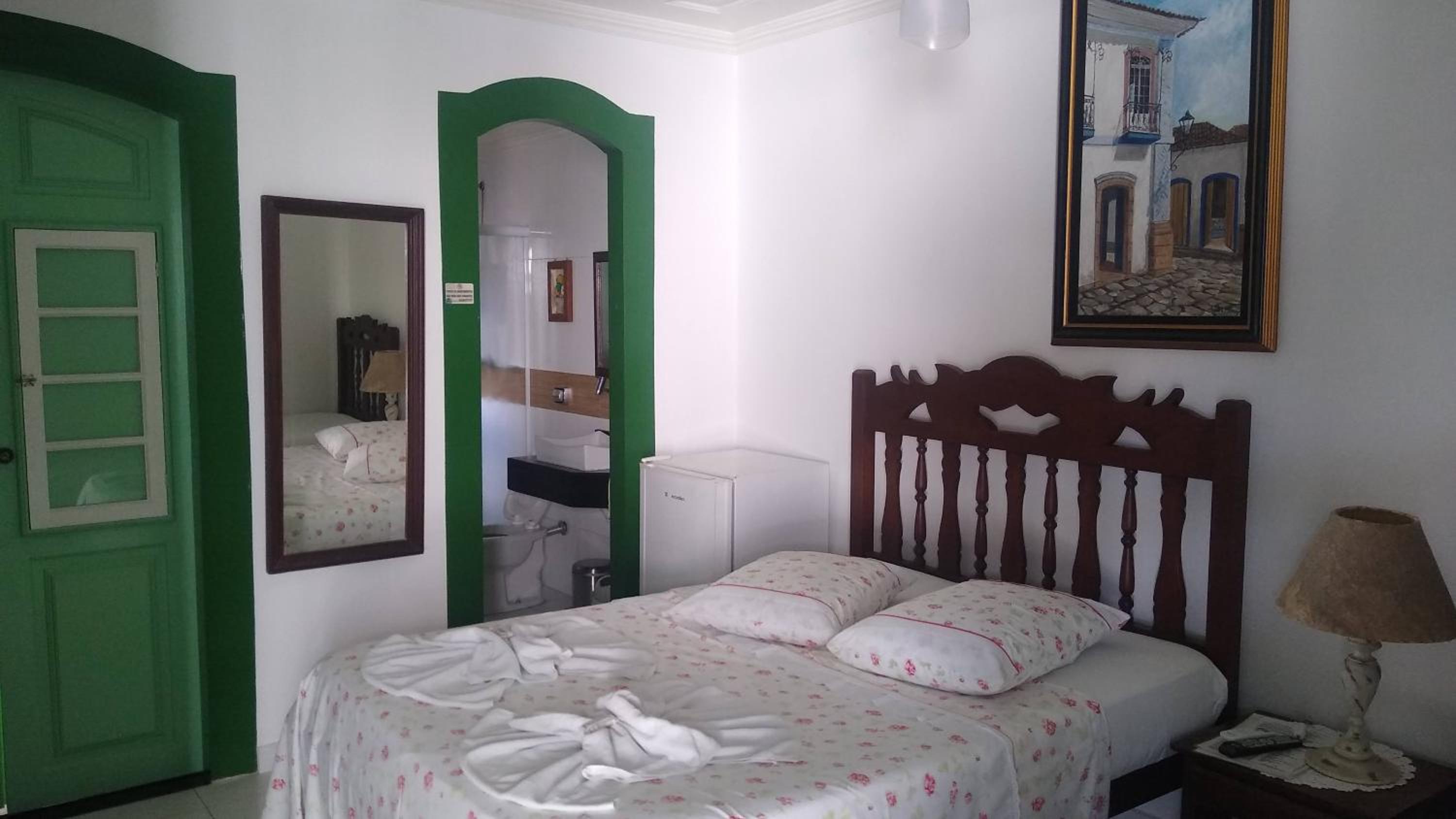 Superior Suite - Photo 15