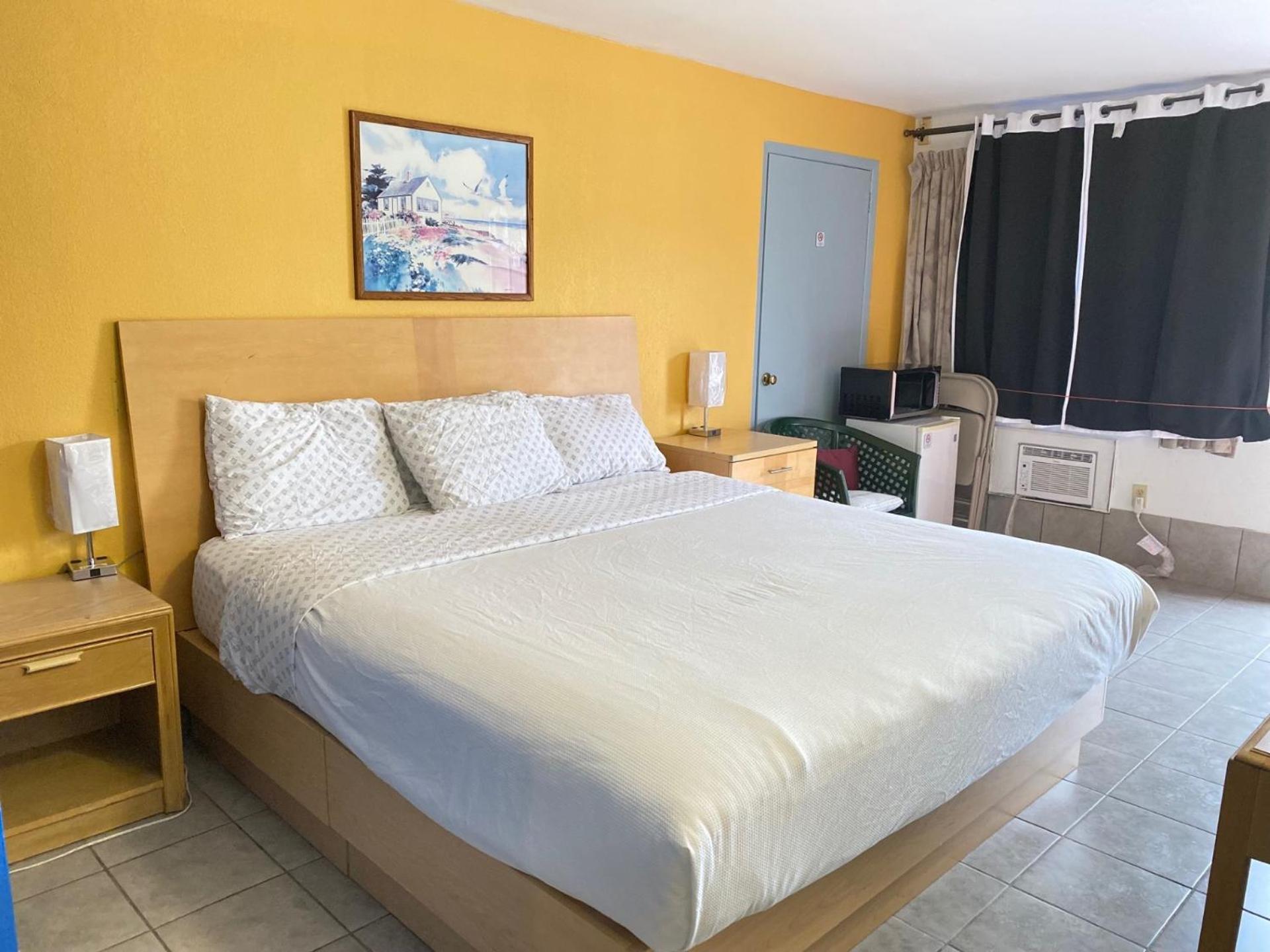 Standard King Room