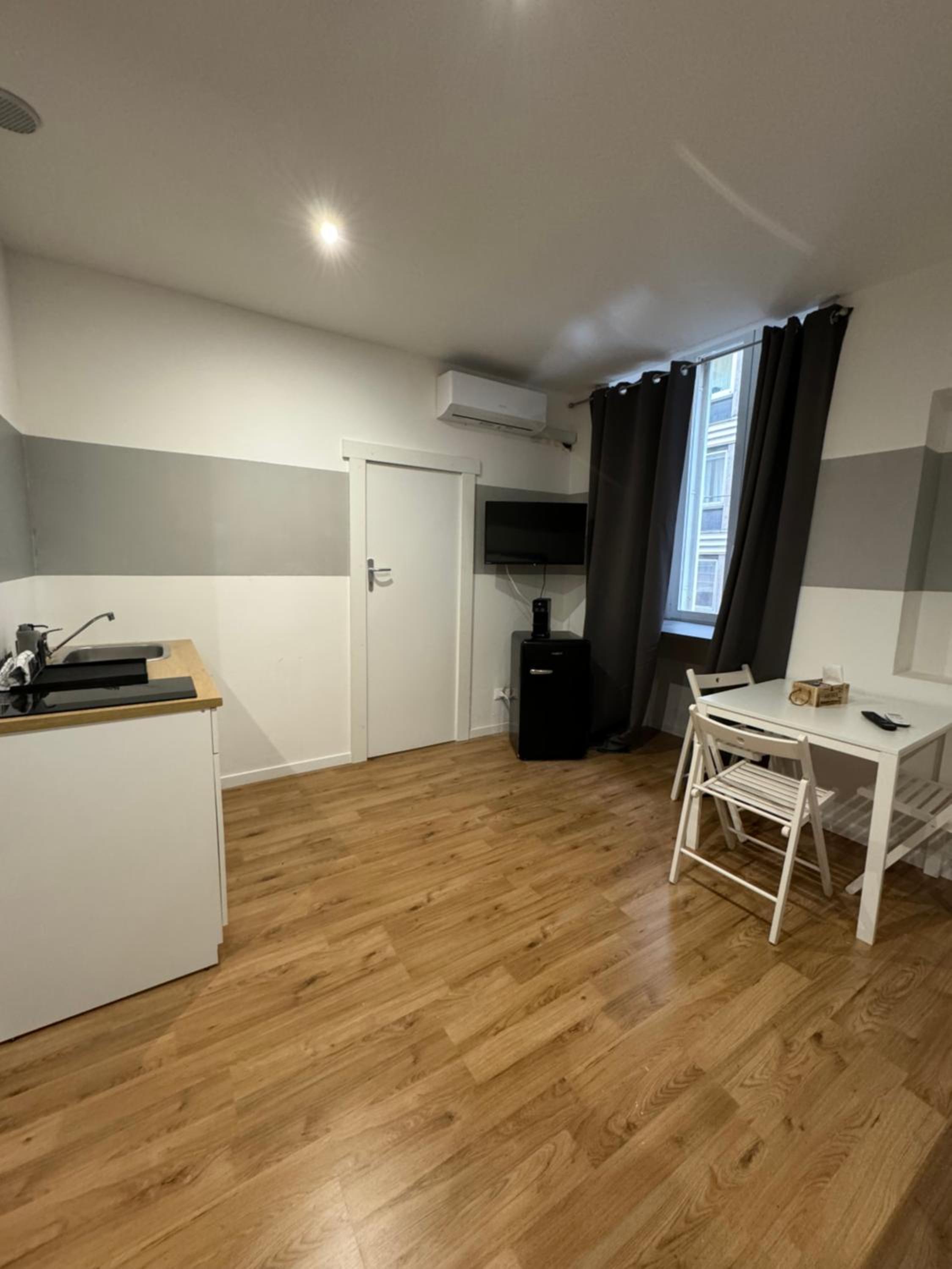 Family Studio photo 1