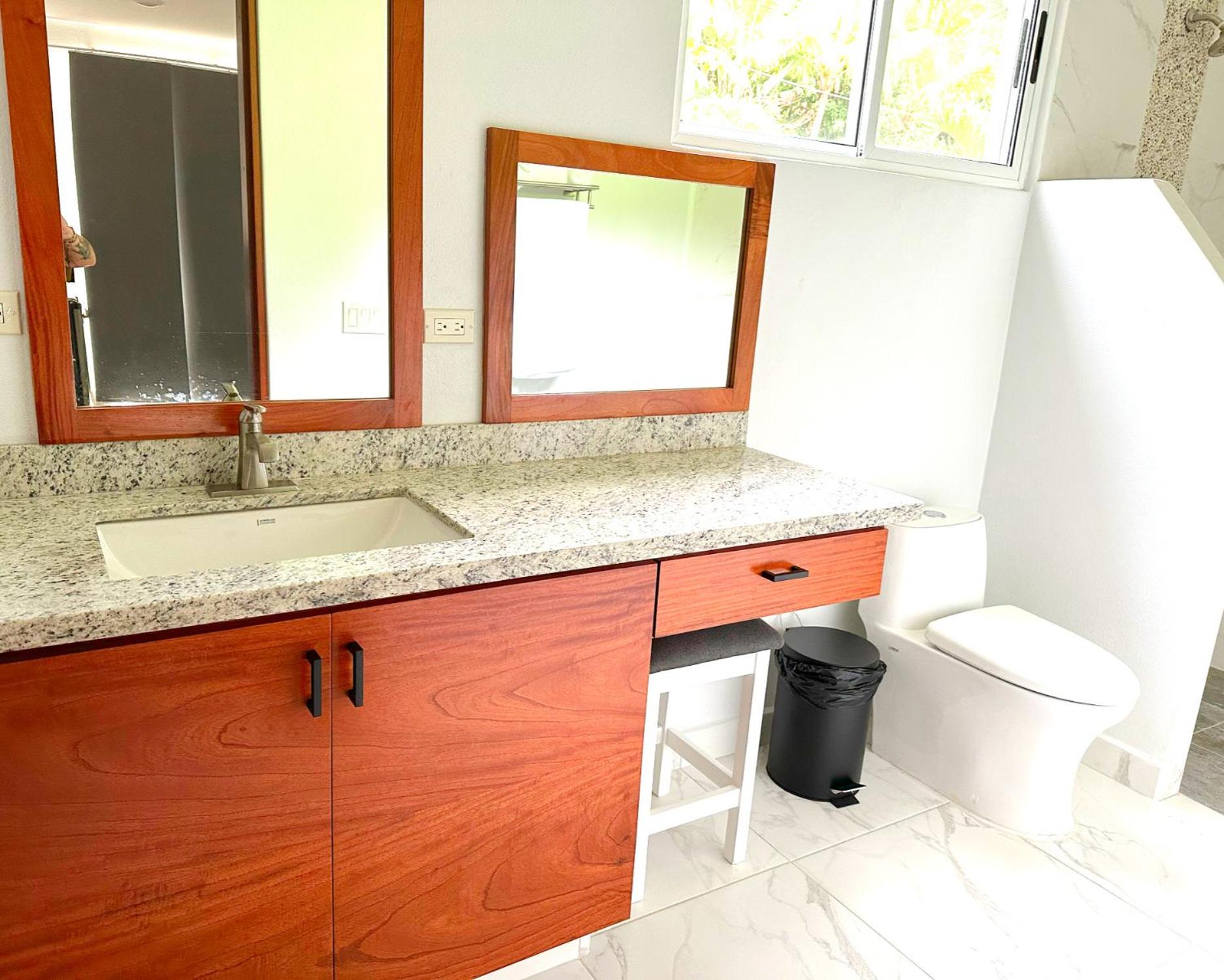 King Suite With Ocean View photo 3