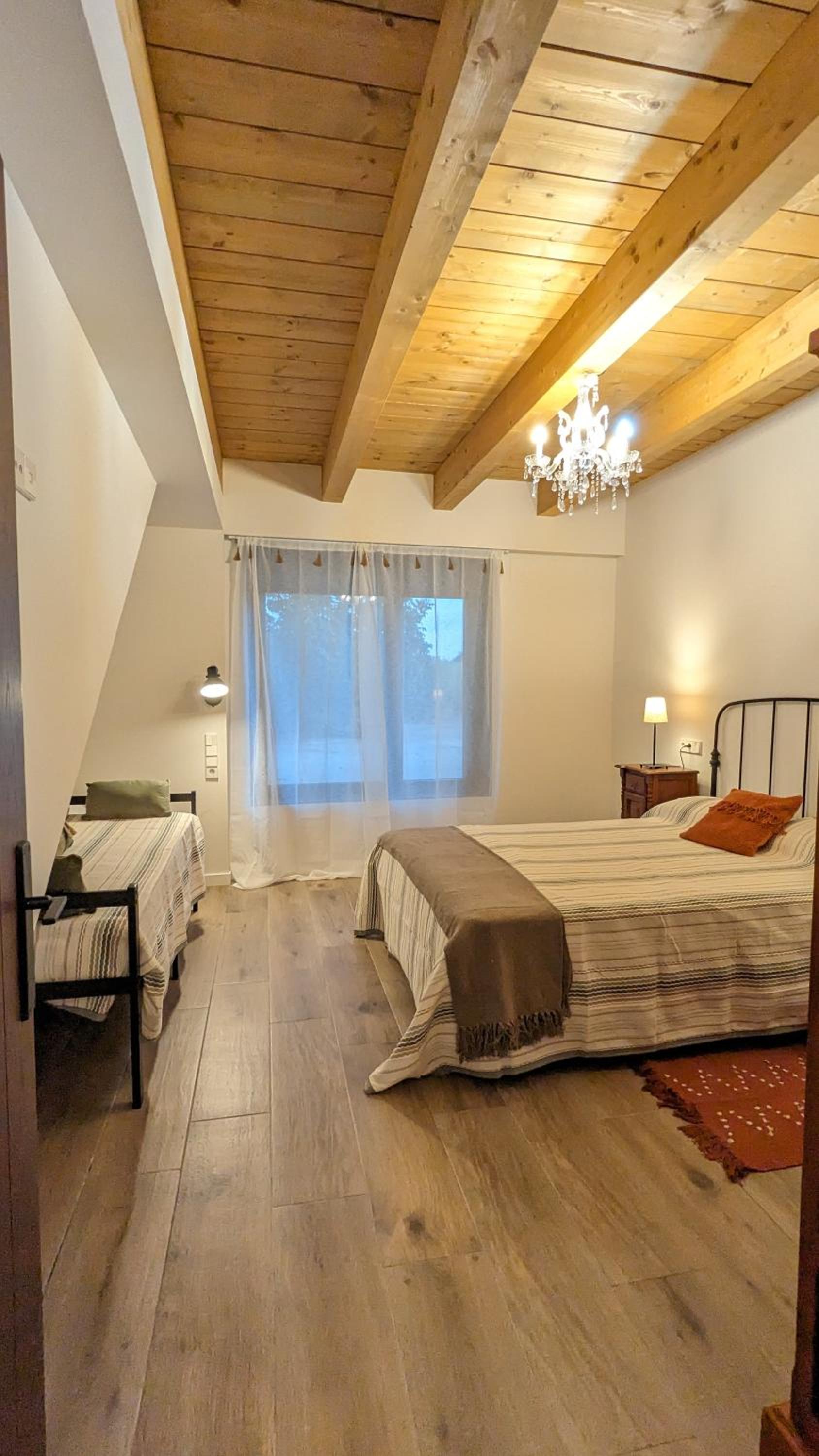 Casa de cinco habitaciones