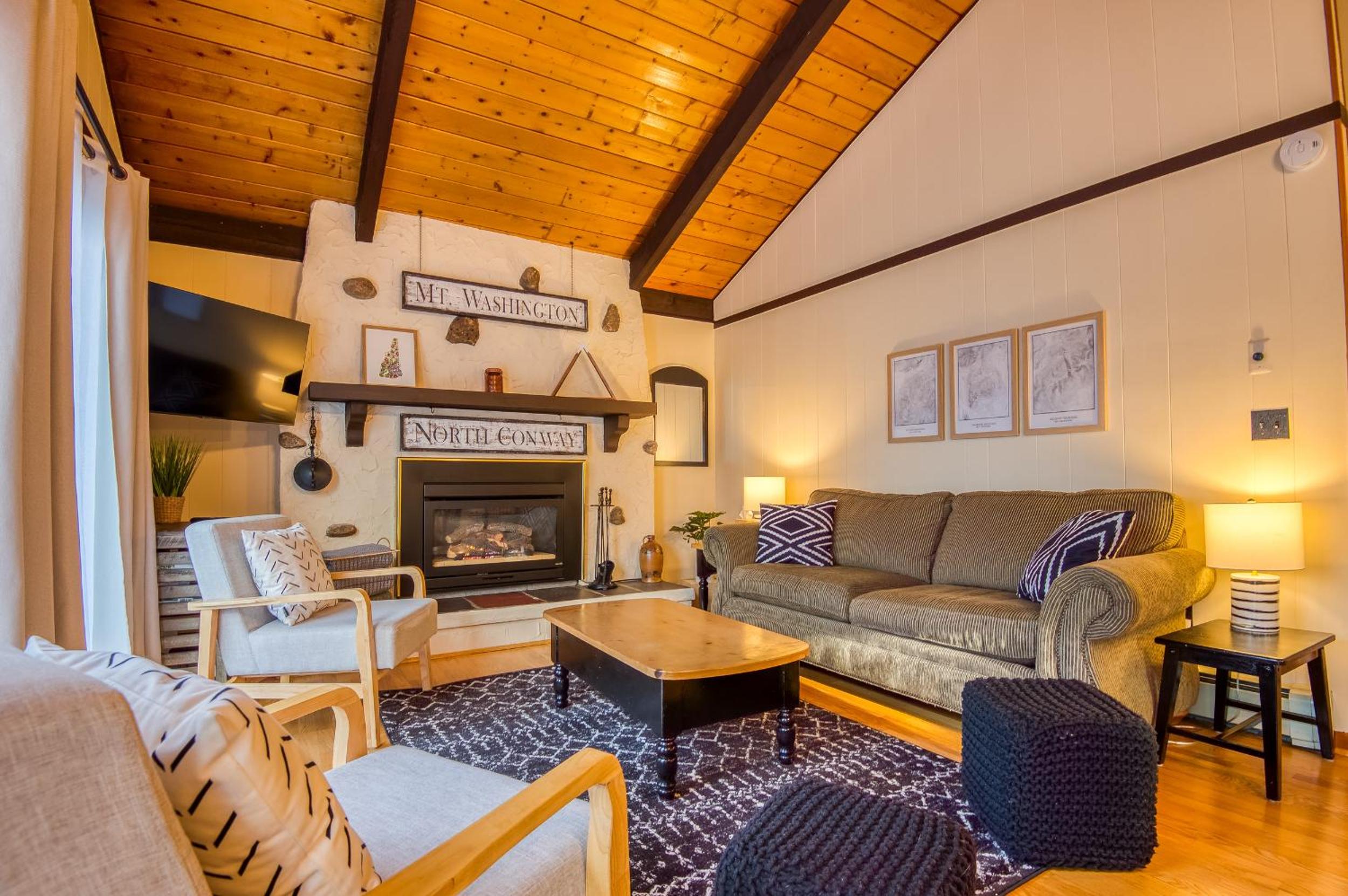 Three-Bedroom Chalet photo 1